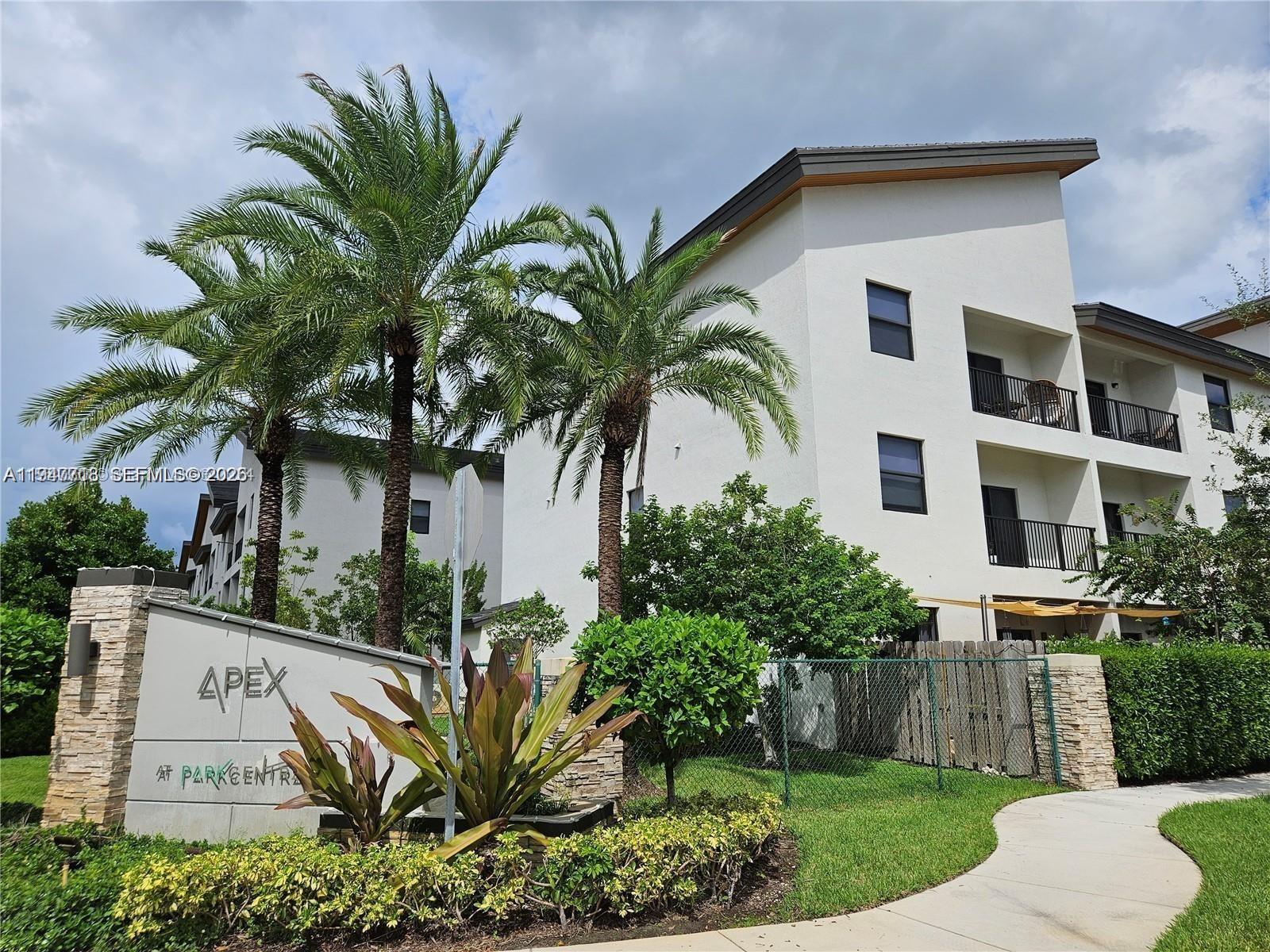APEX AT PARK CENTRAL COND - Residential