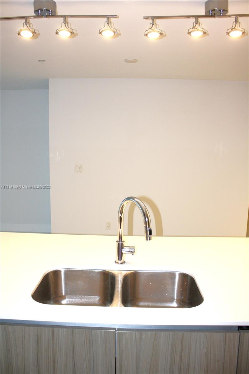 BAY HOUSE MIAMI CONDO - Residential Lease