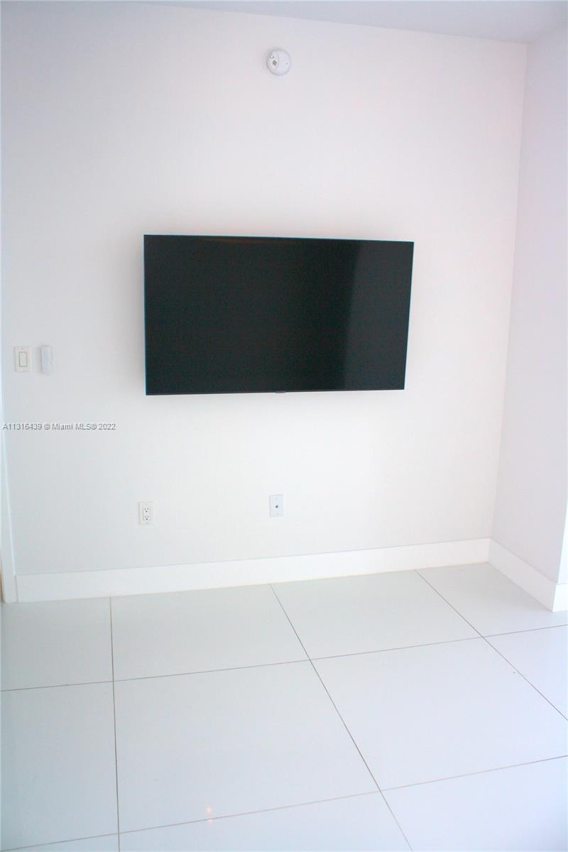 BAY HOUSE MIAMI CONDO - Residential Lease