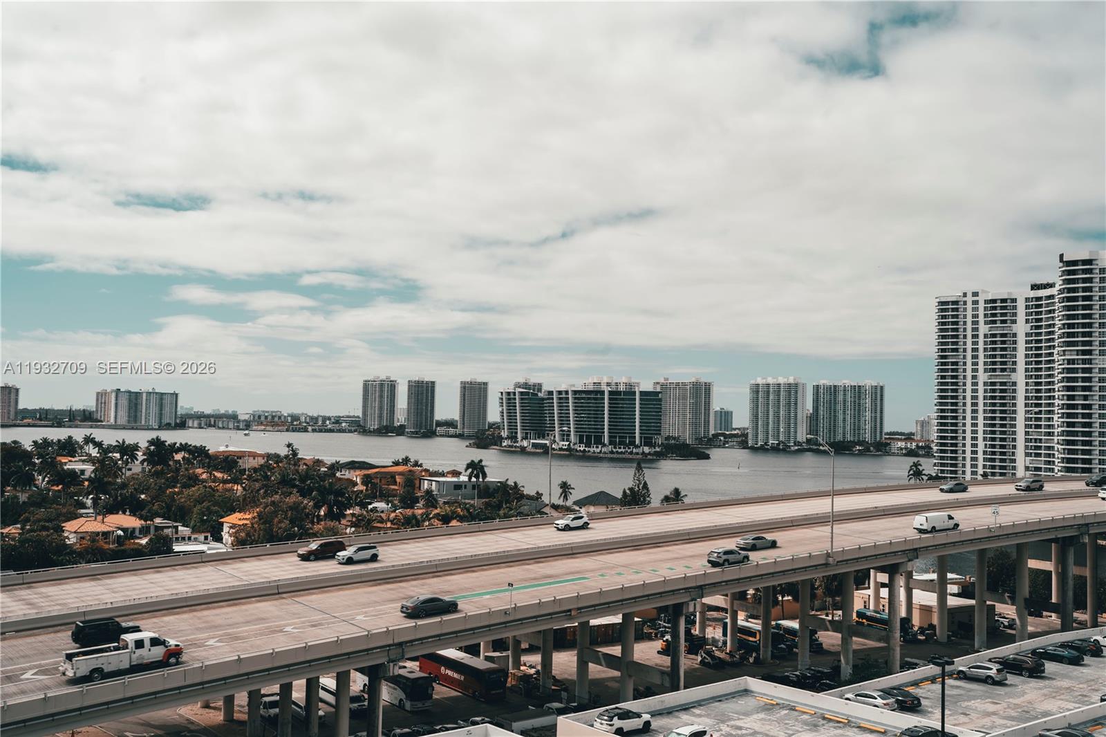 OCEANVIEW BUILDING B COND - Residential