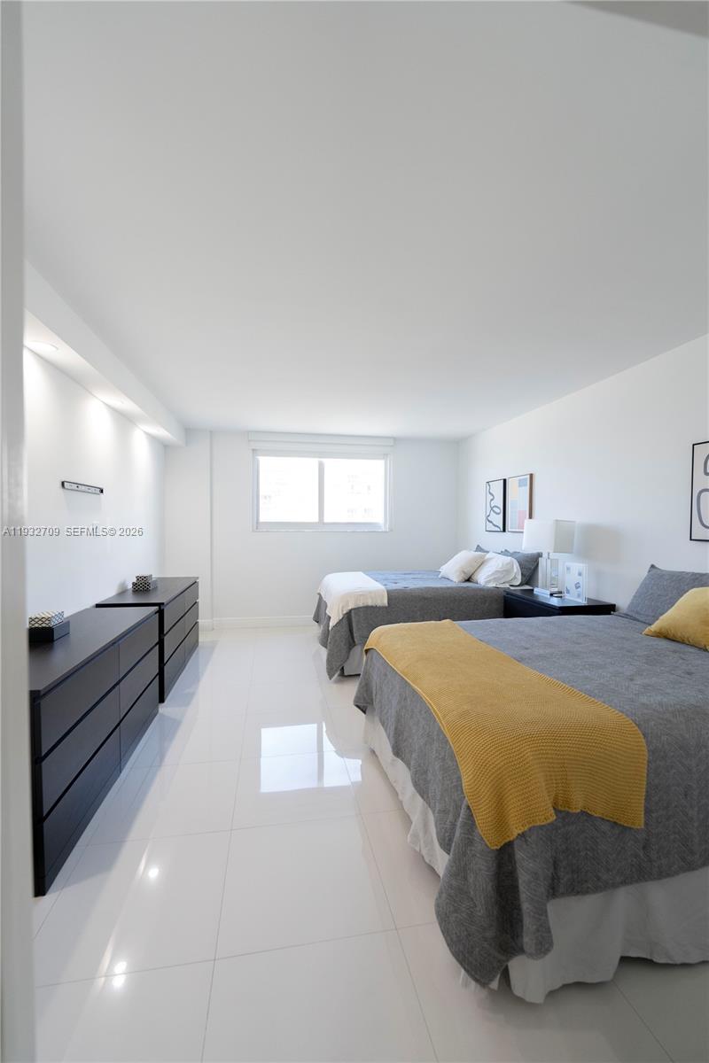 OCEANVIEW BUILDING B COND - Residential