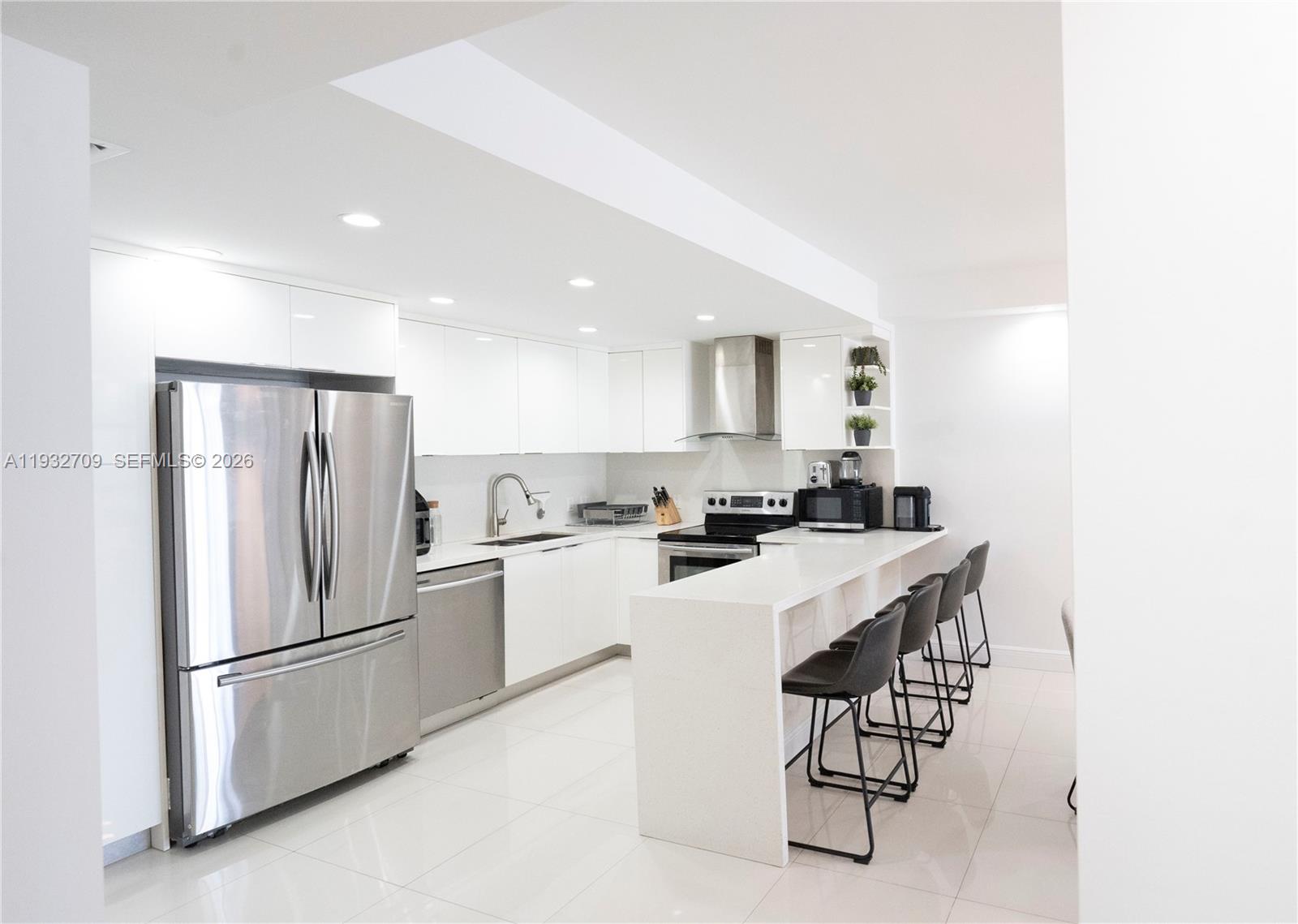 OCEANVIEW BUILDING B COND - Residential