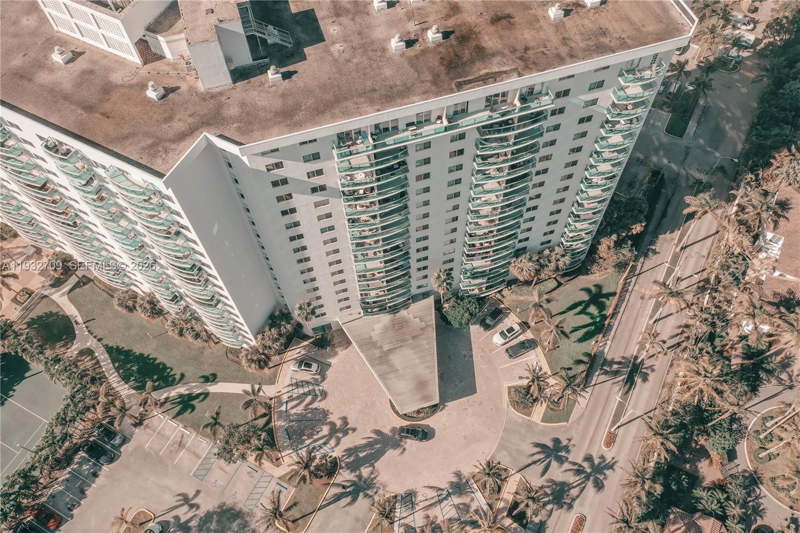 OCEANVIEW BUILDING B COND - Residential