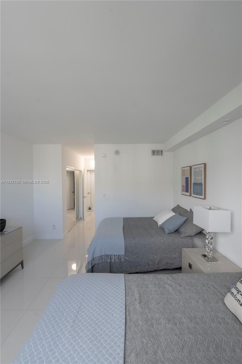 OCEANVIEW BUILDING B COND - Residential