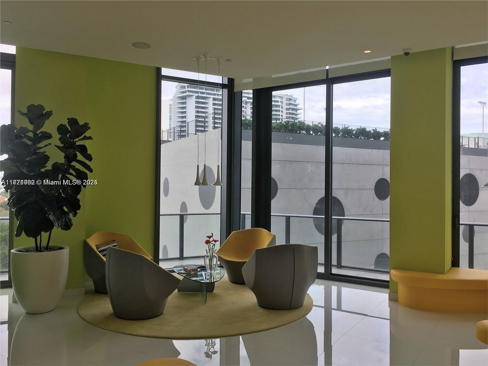PARAISO BAYVIEWS CONDO - Residential