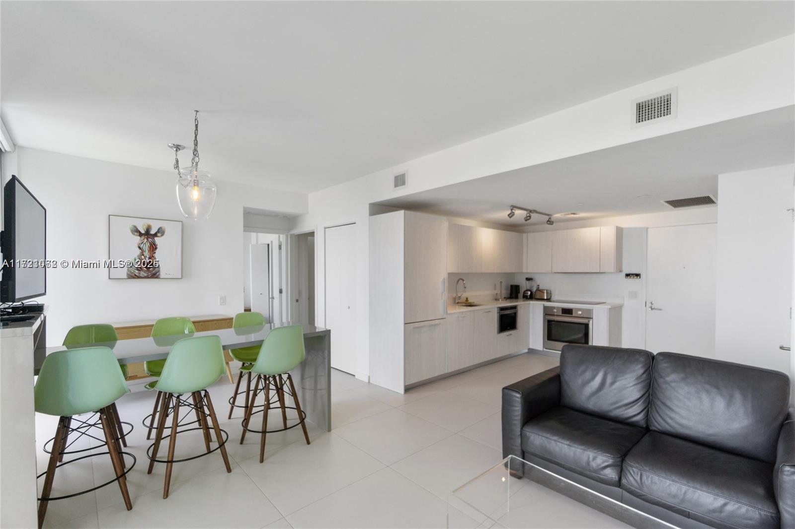 PARAISO BAYVIEWS CONDO - Residential