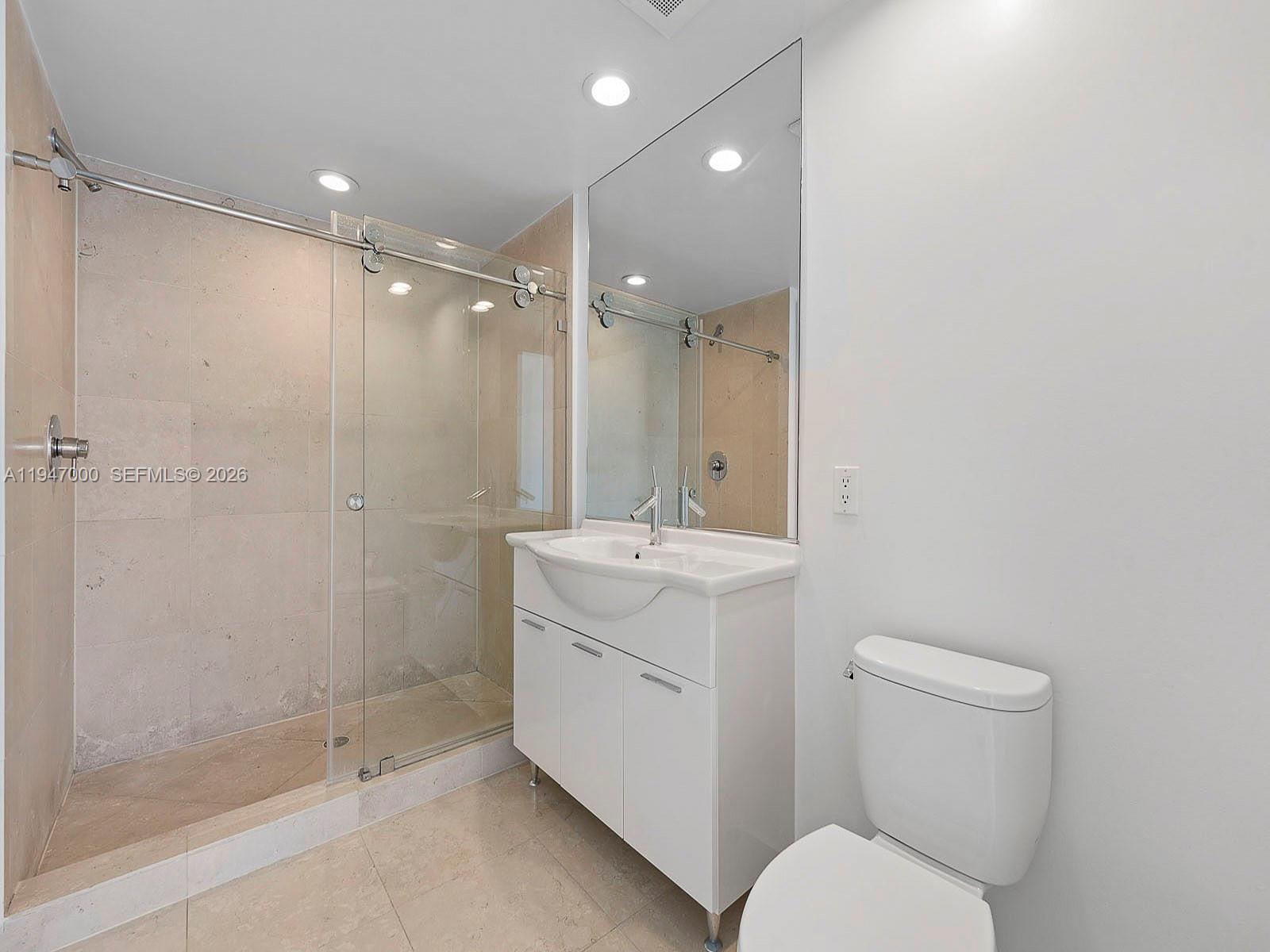 ICON BRICKELL NO TWO - Residential