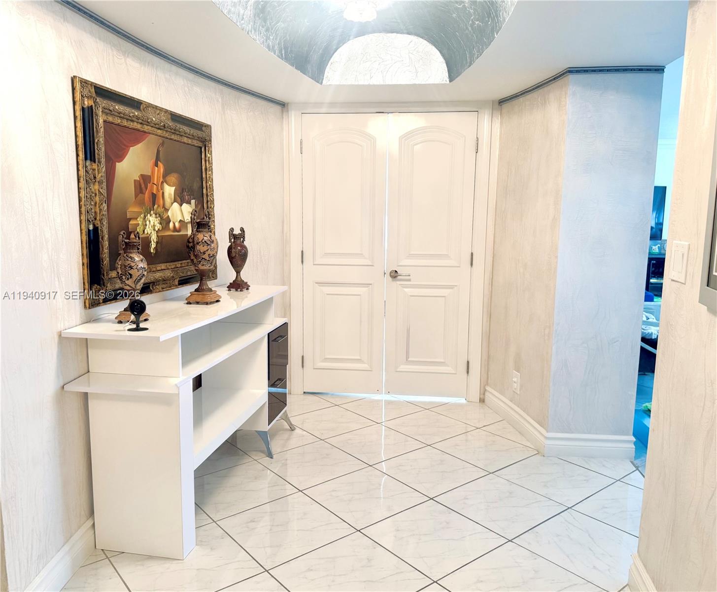 MALAGA TOWERS CONDO - Residential