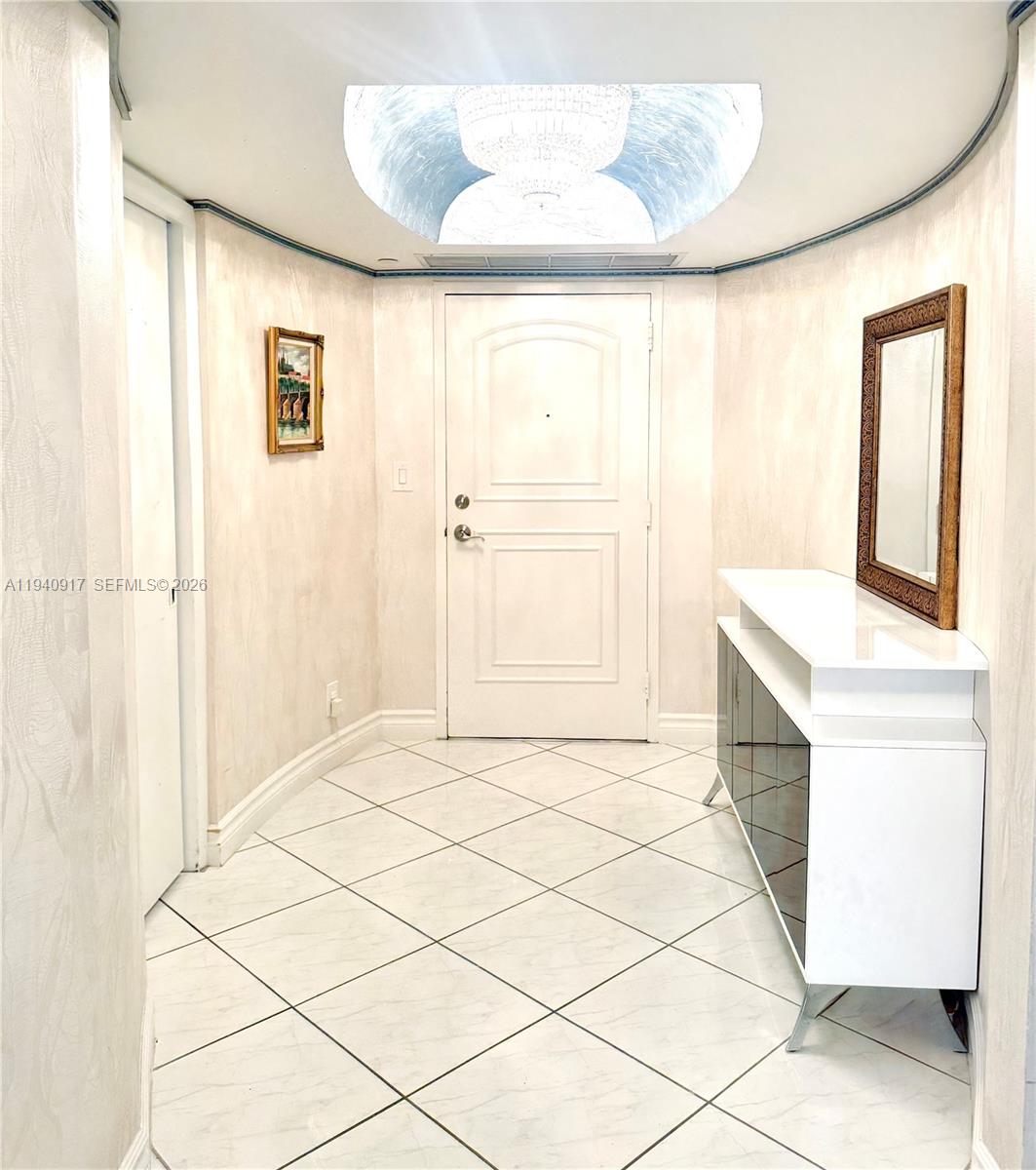MALAGA TOWERS CONDO - Residential