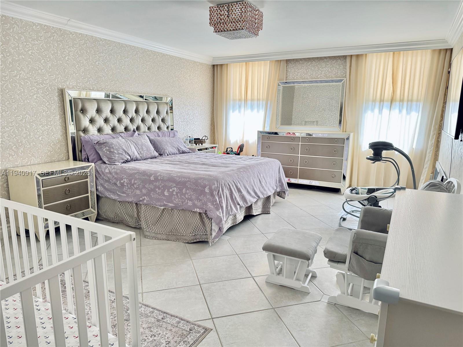MALAGA TOWERS CONDO - Residential