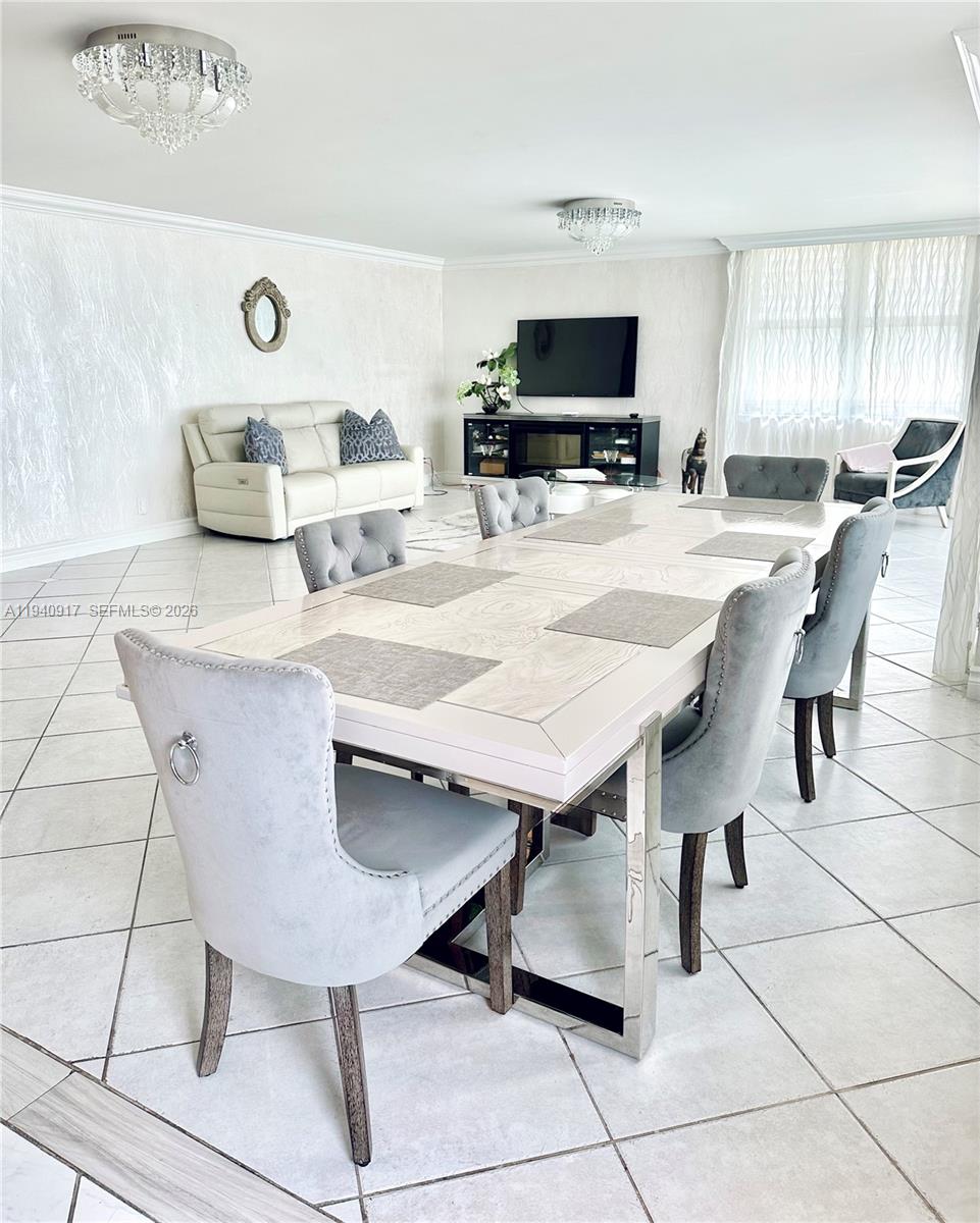 MALAGA TOWERS CONDO - Residential
