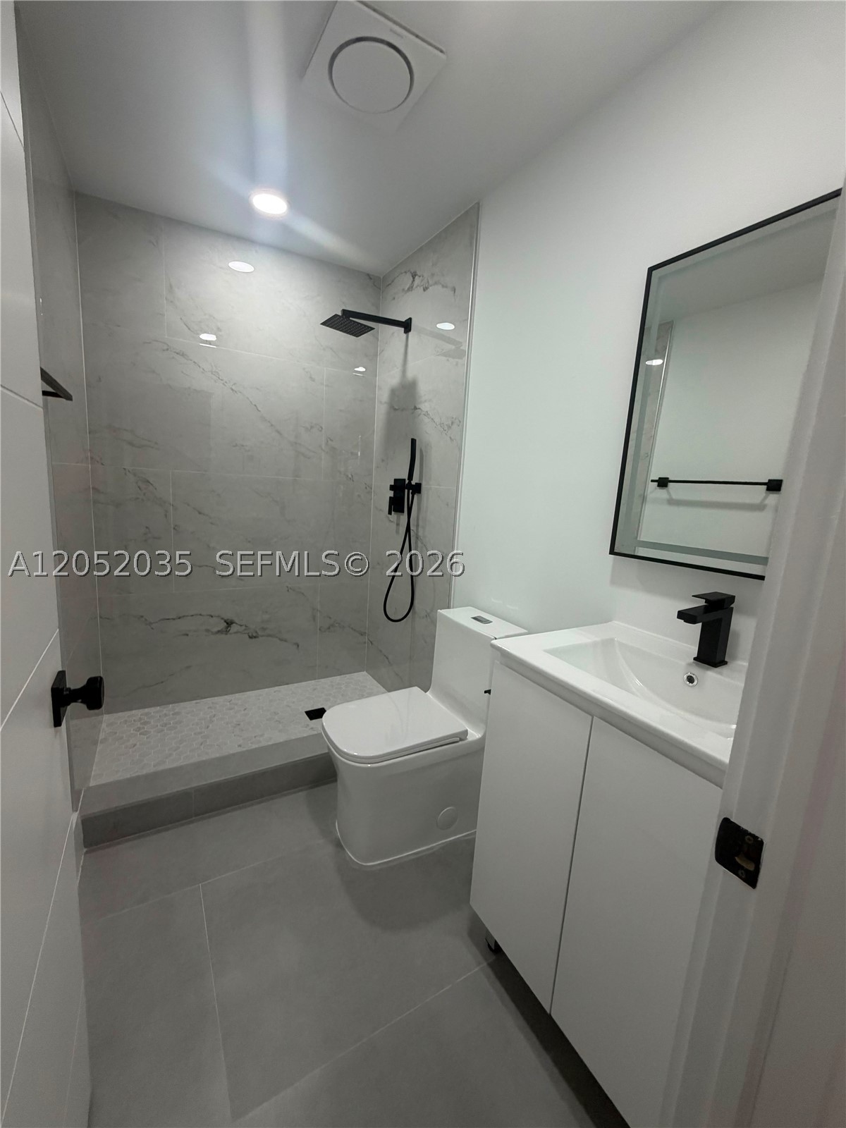EVERGLADES AVE HEIGHTS AD - Residential