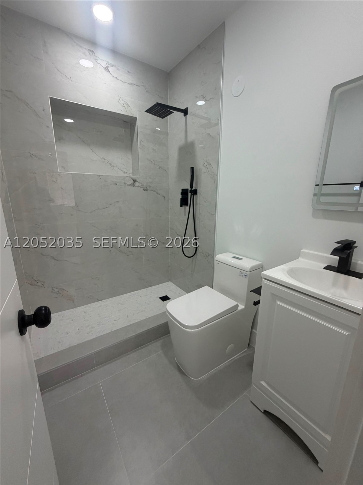 EVERGLADES AVE HEIGHTS AD - Residential