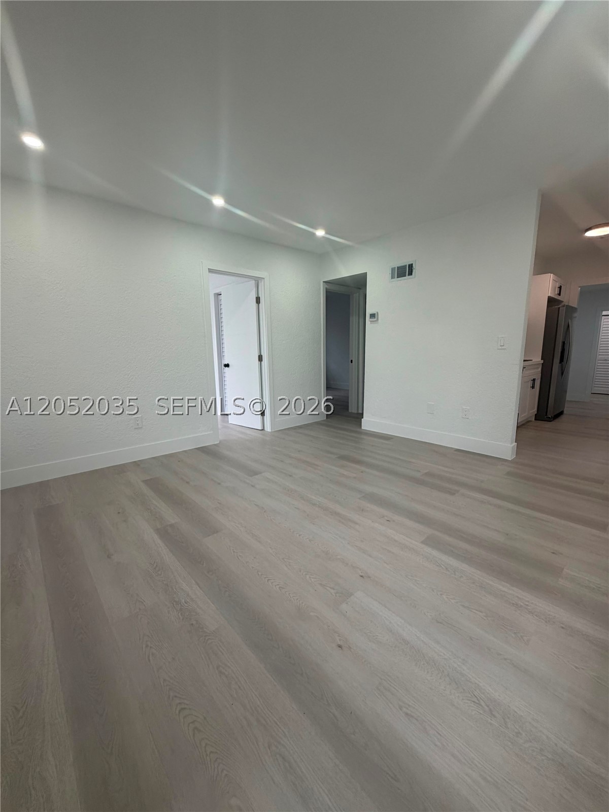 EVERGLADES AVE HEIGHTS AD - Residential