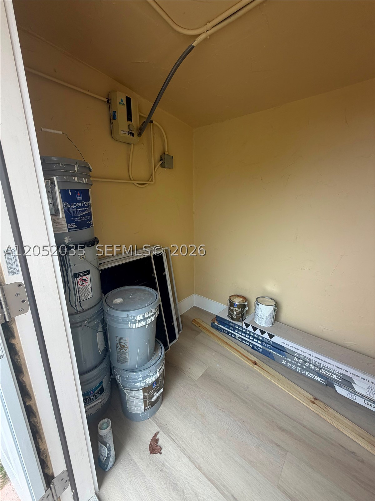 EVERGLADES AVE HEIGHTS AD - Residential