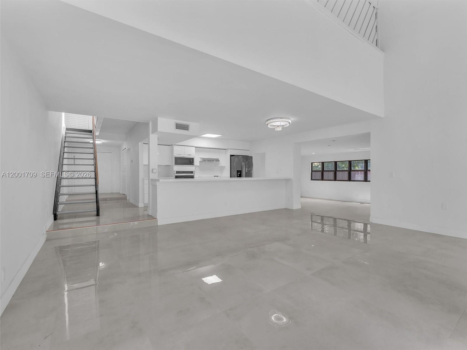 TAMERLANE - Residential