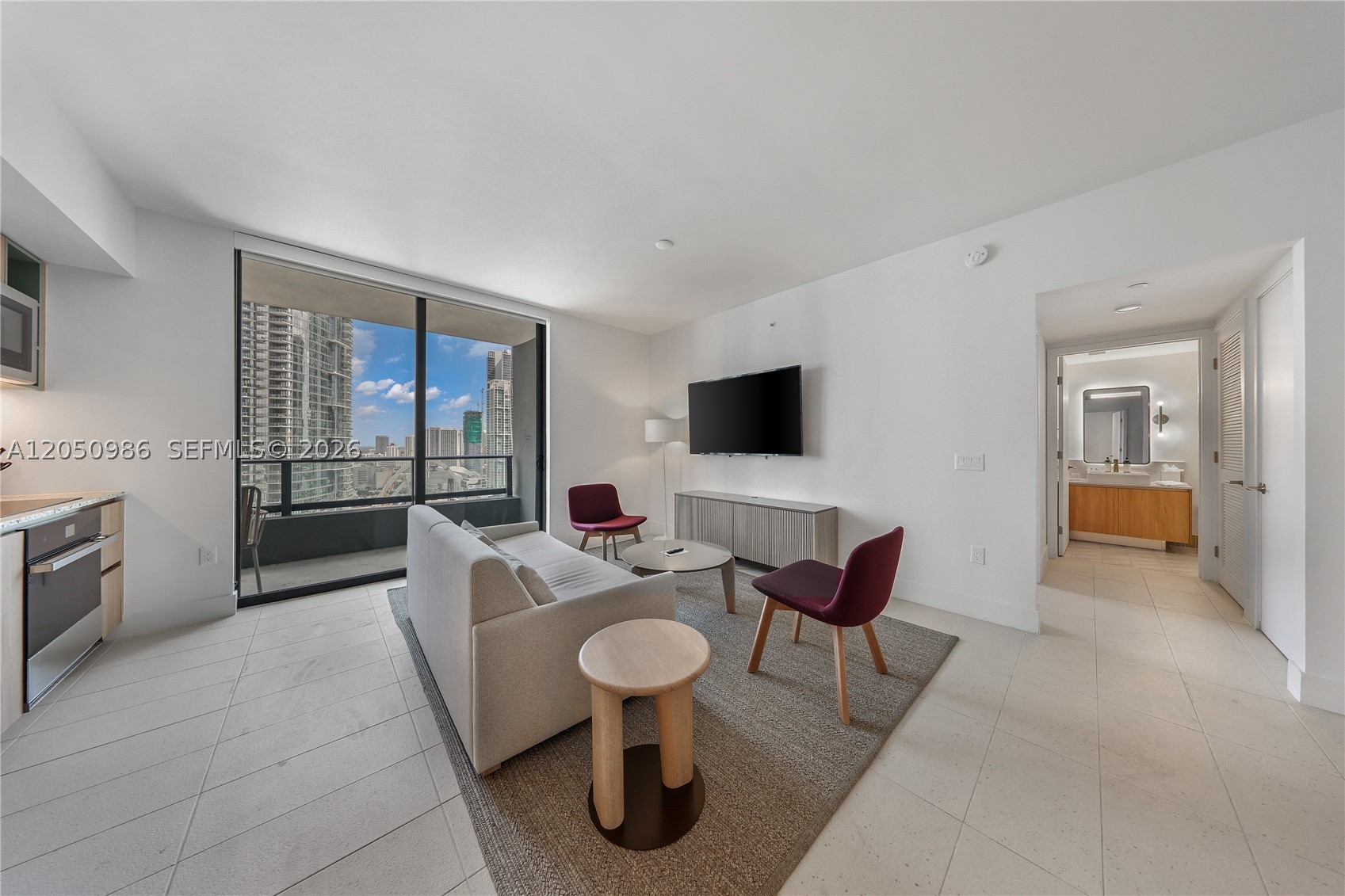 DOWNTOWN - Residential Lease
