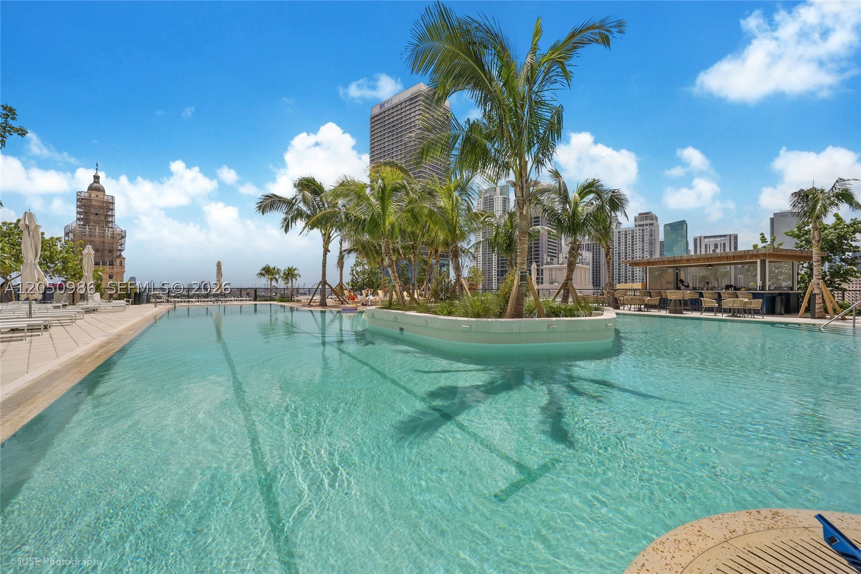 DOWNTOWN - Residential Lease