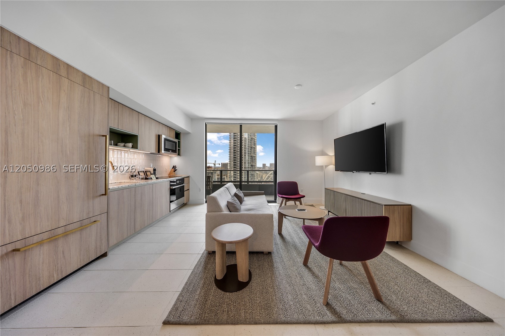 DOWNTOWN - Residential Lease