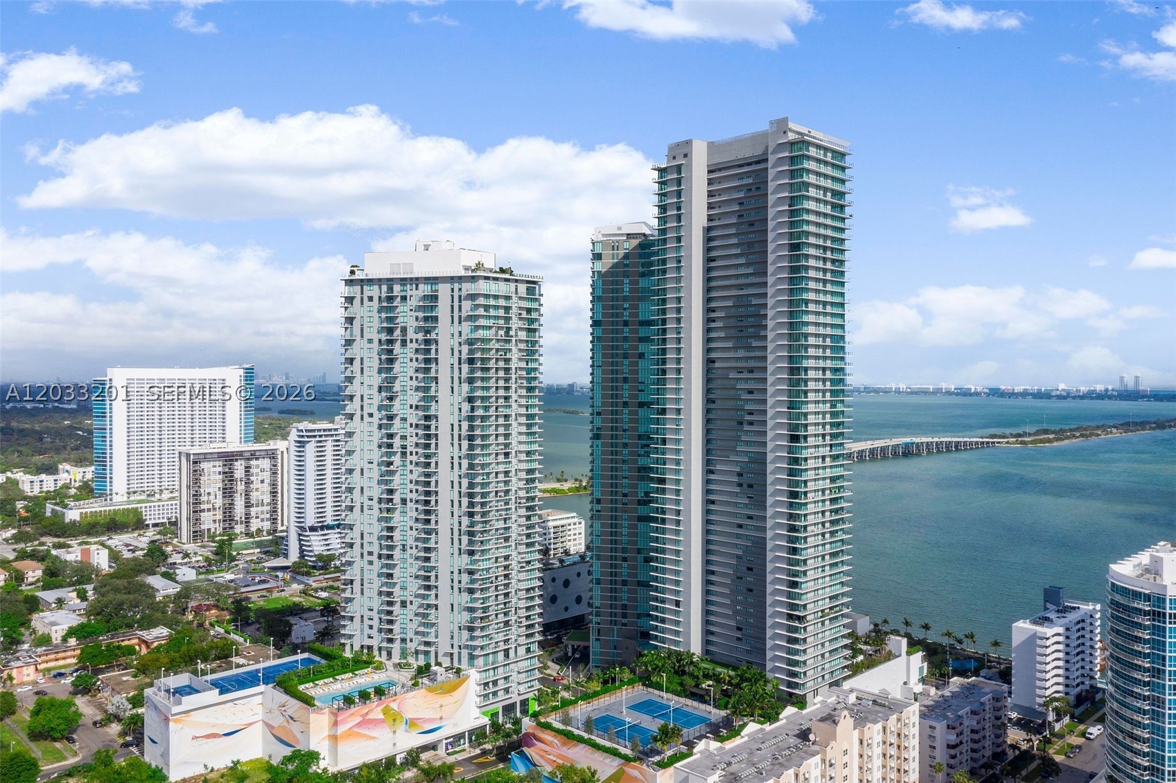 PARAISO BAY CONDO - Residential Lease