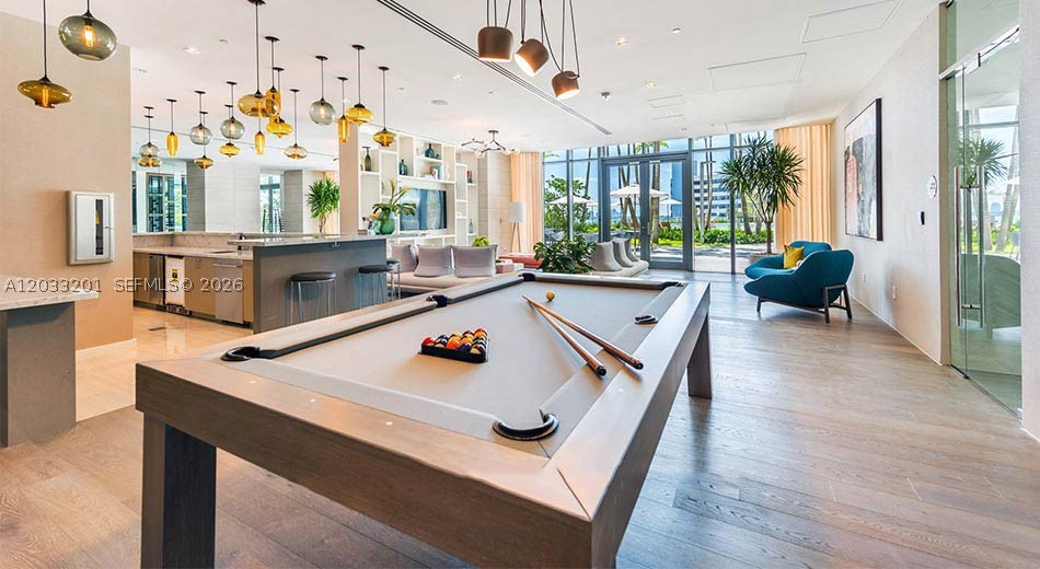 PARAISO BAY CONDO - Residential Lease