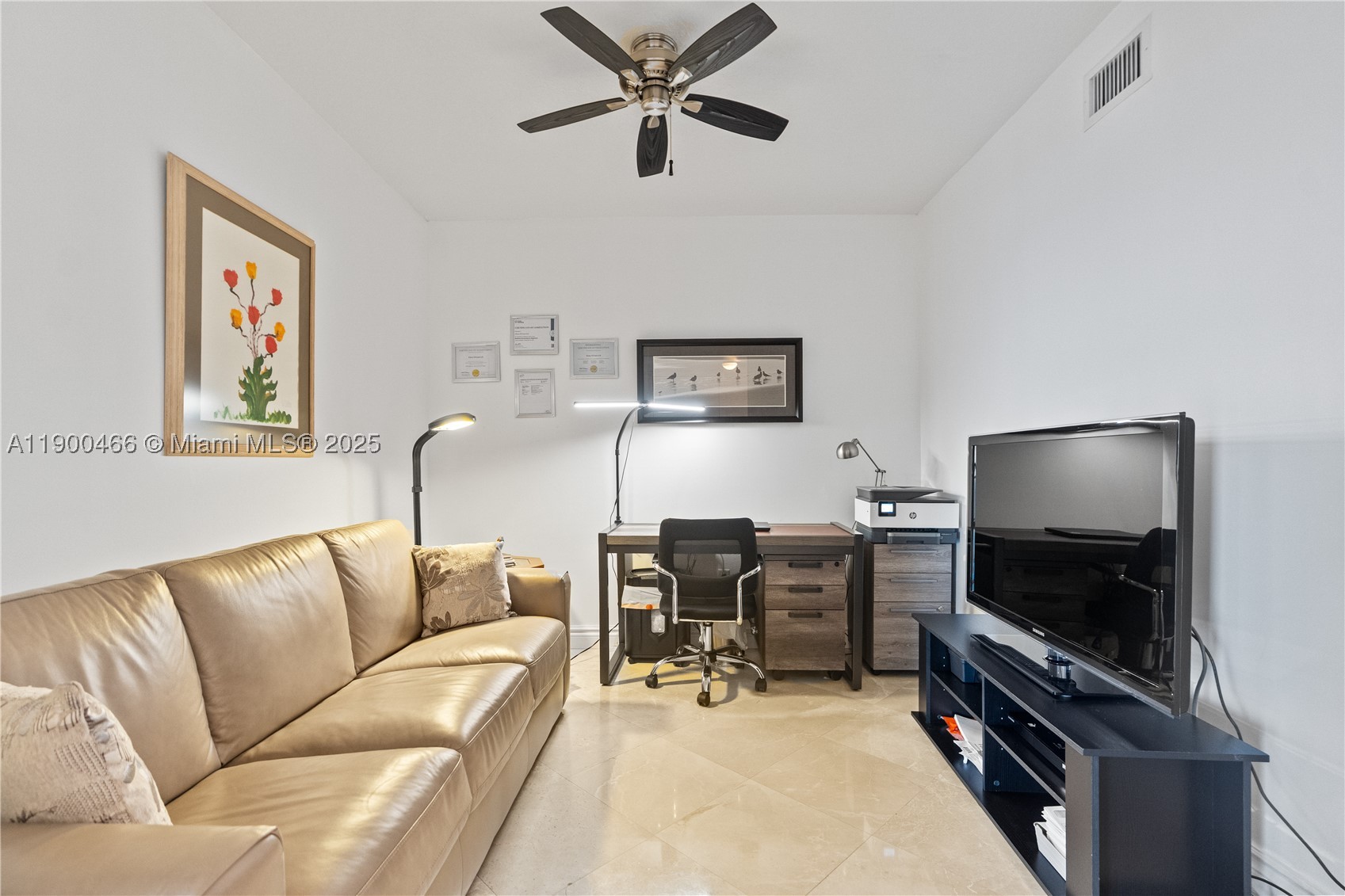 LA PERLA CONDO - Residential
