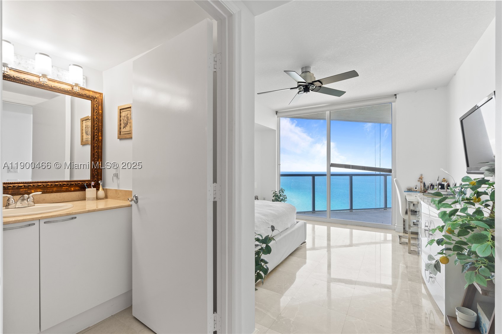 LA PERLA CONDO - Residential