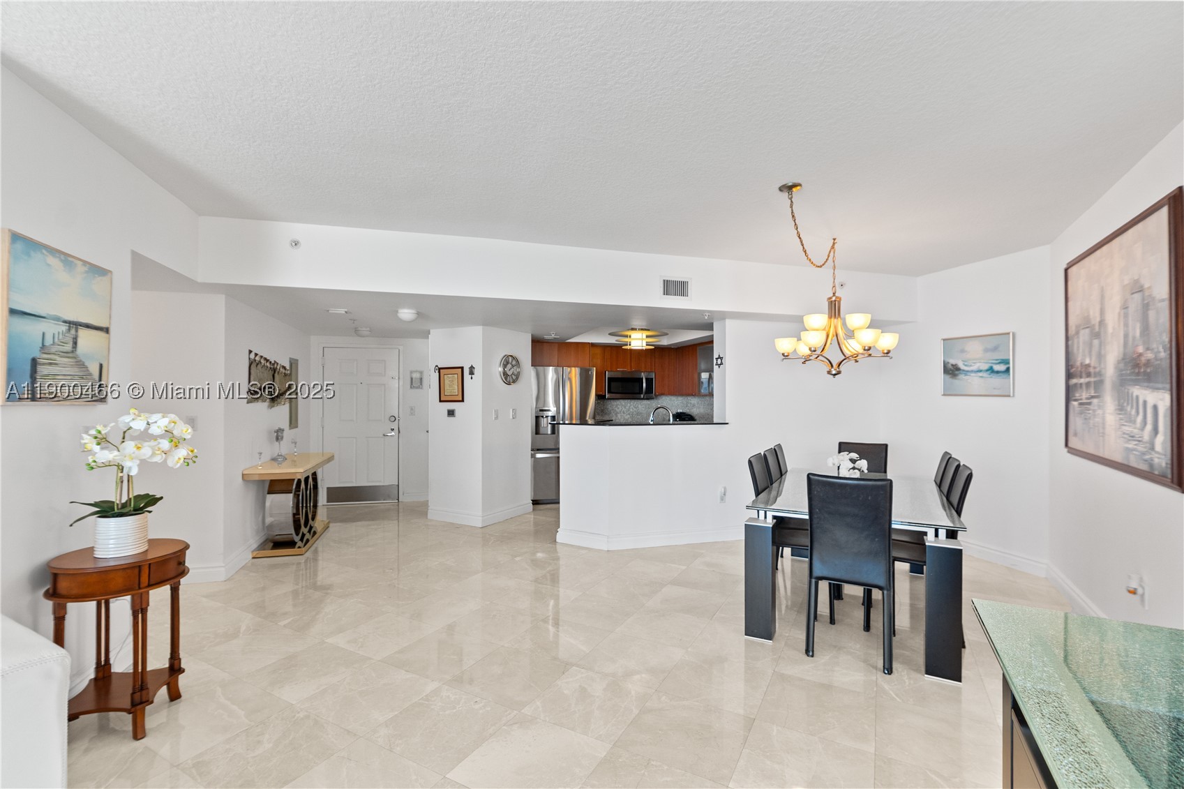LA PERLA CONDO - Residential