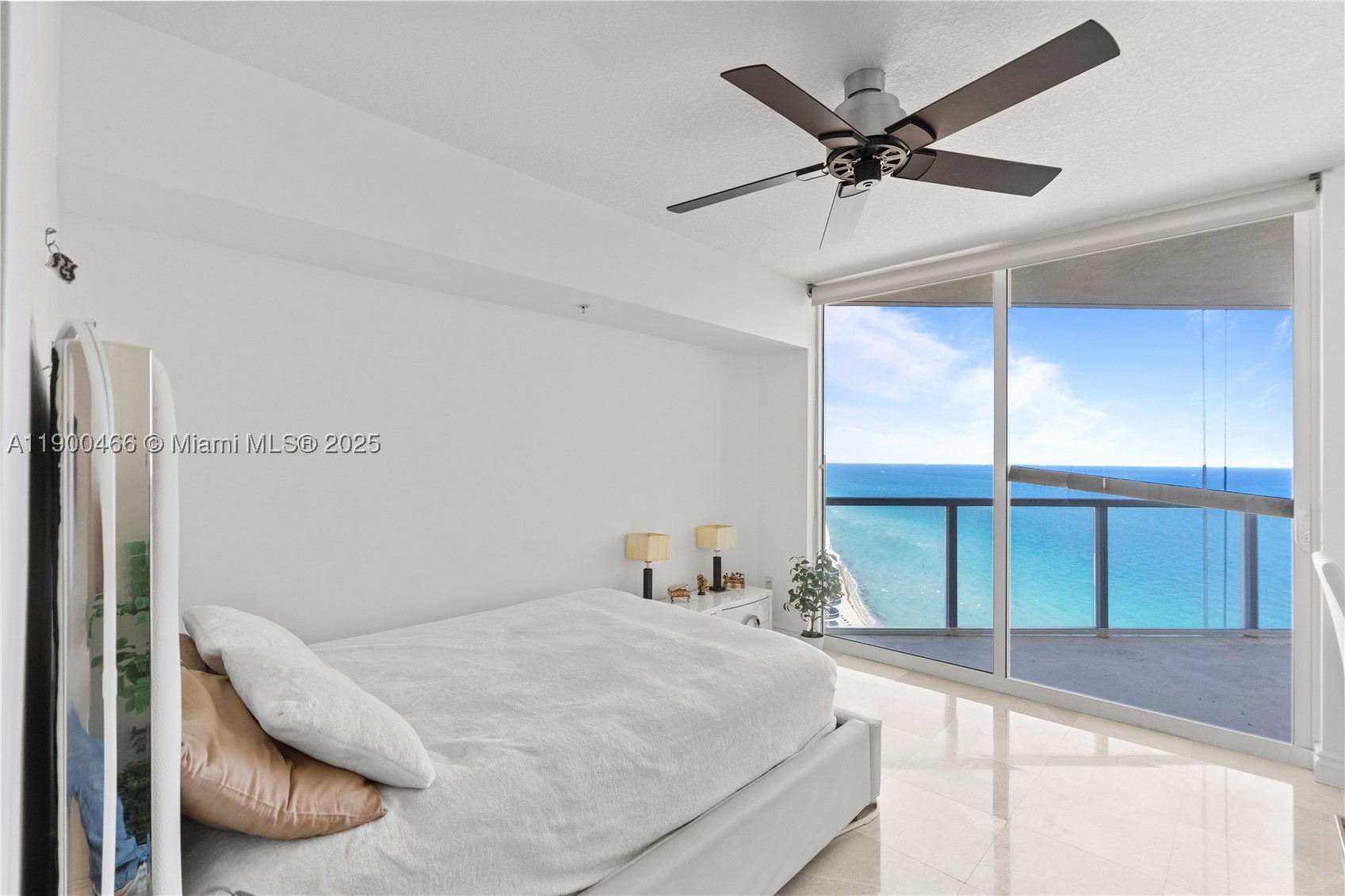 LA PERLA CONDO - Residential