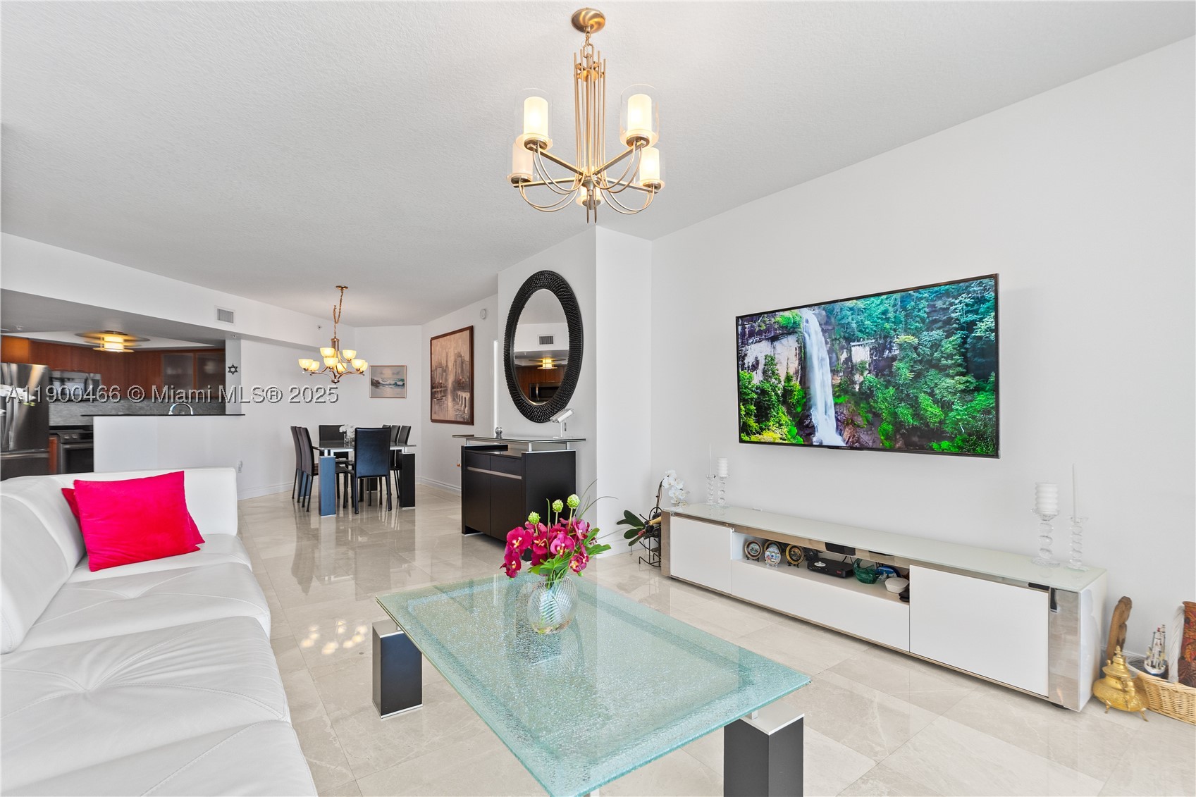 LA PERLA CONDO - Residential