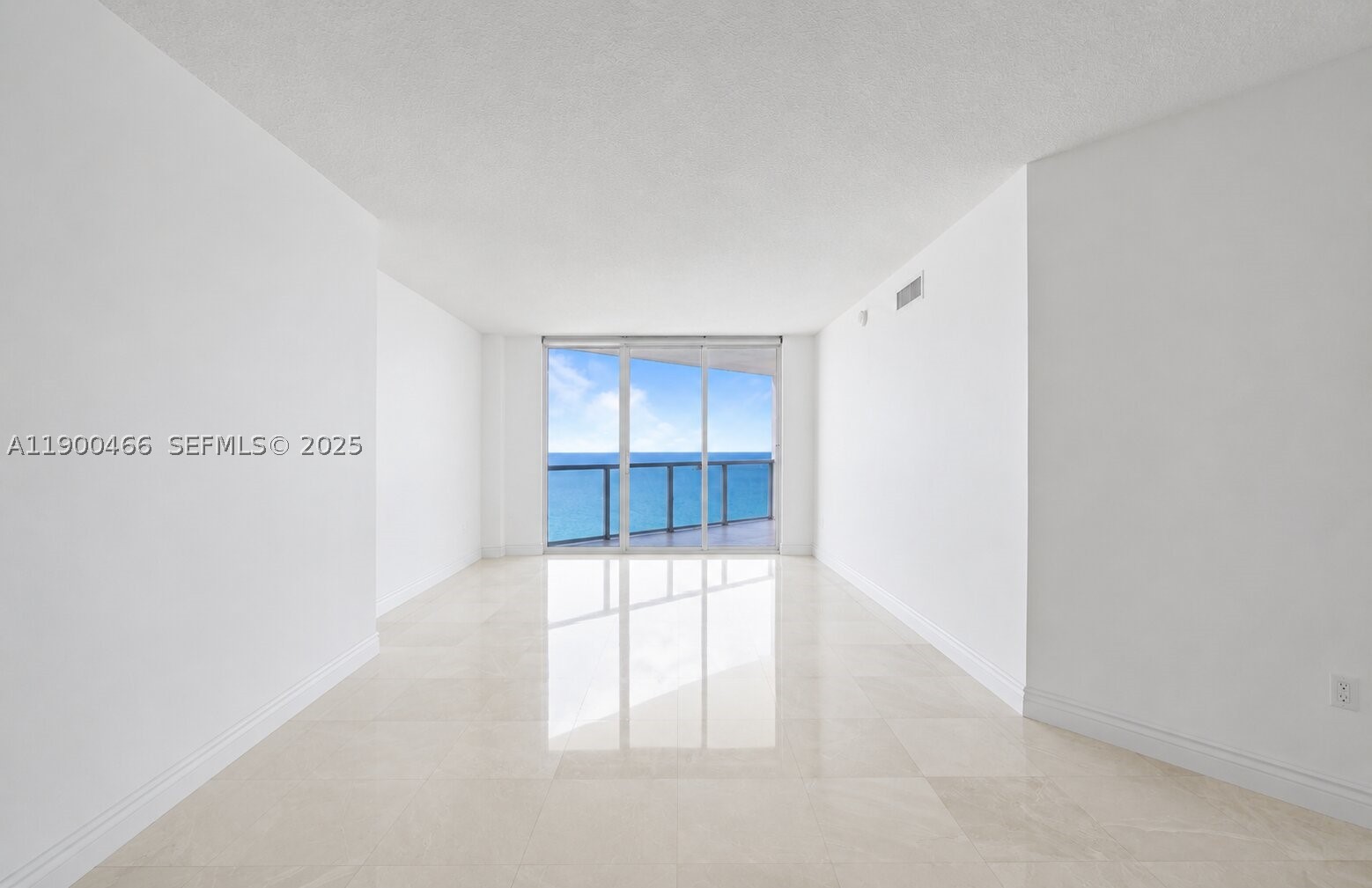 LA PERLA CONDO - Residential