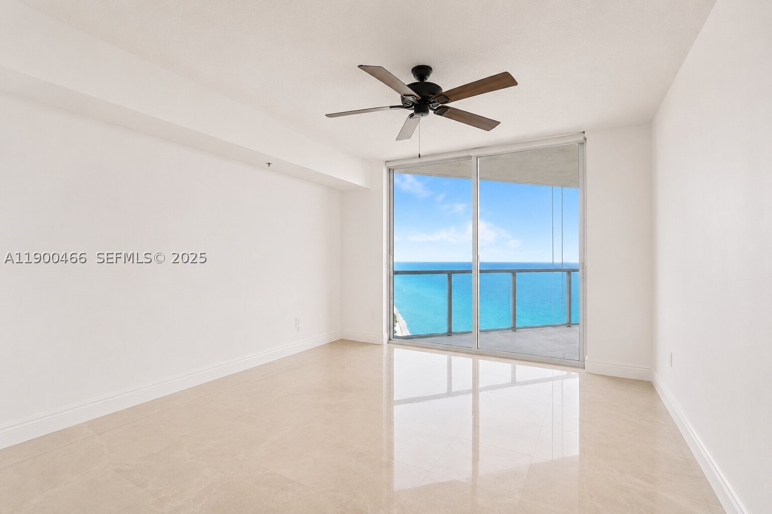 LA PERLA CONDO - Residential