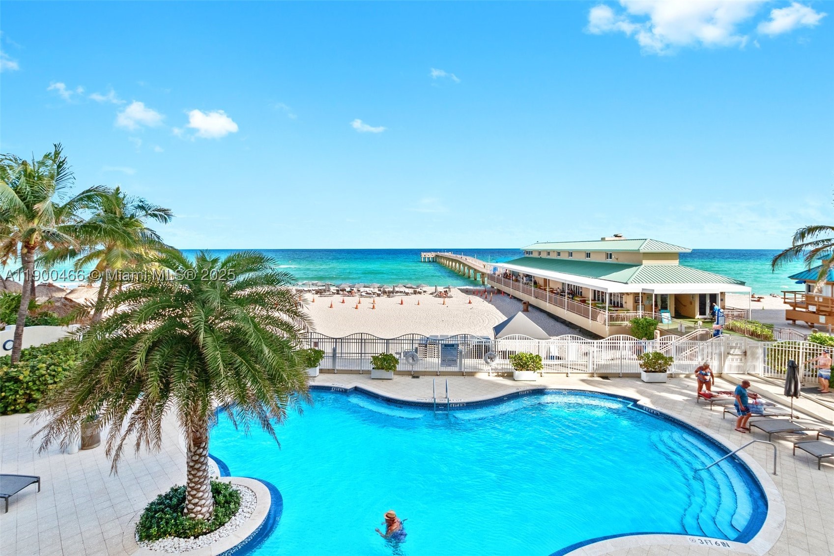 LA PERLA CONDO - Residential