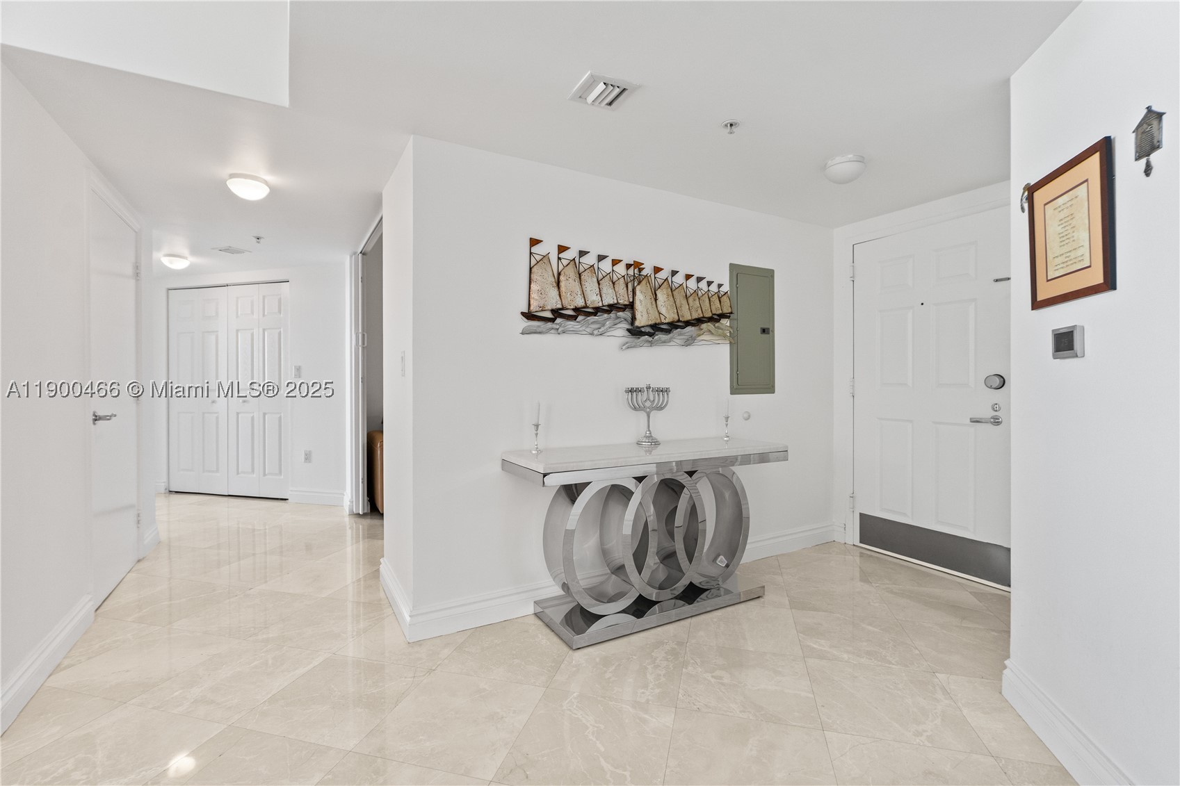LA PERLA CONDO - Residential