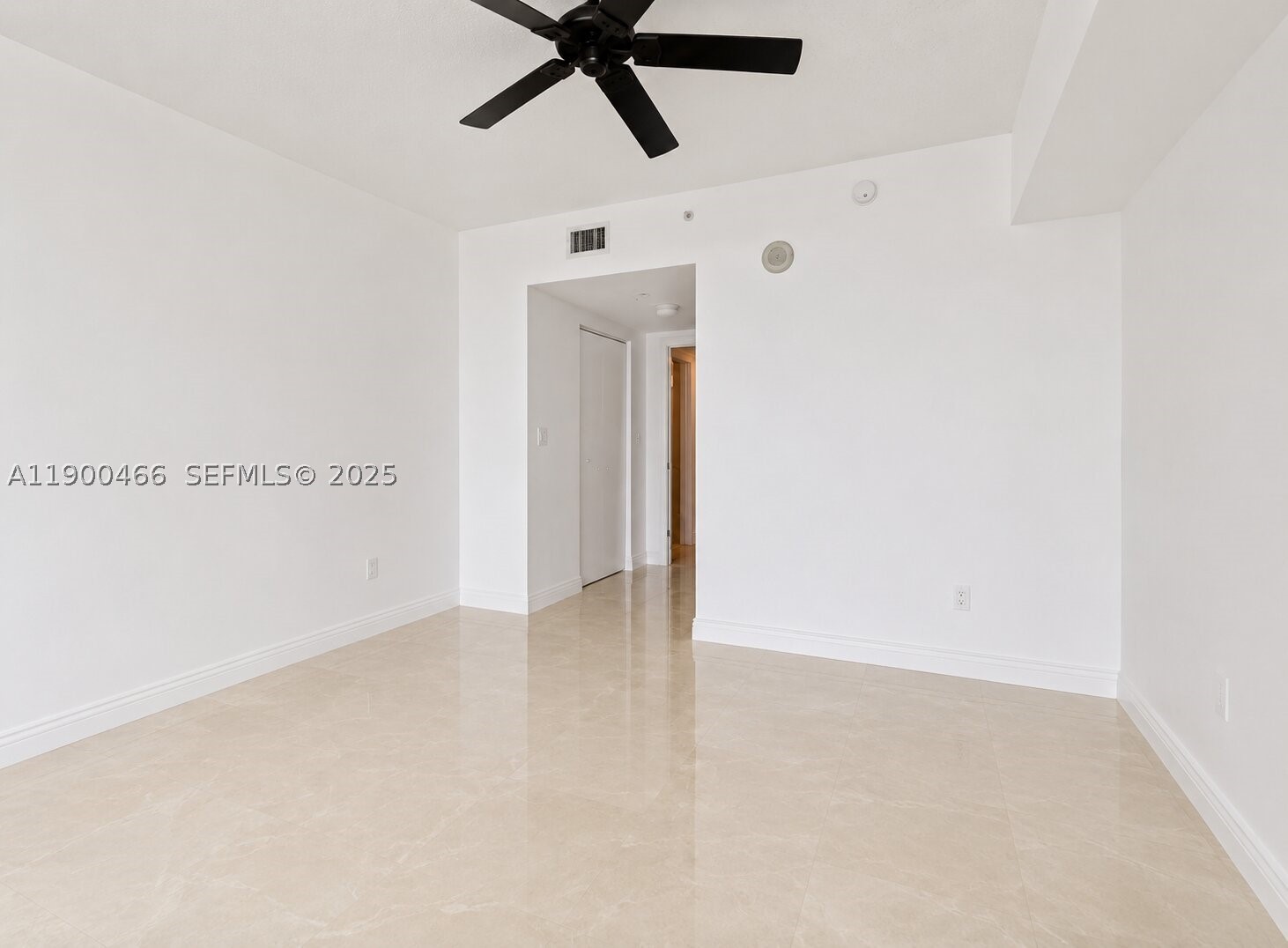 LA PERLA CONDO - Residential