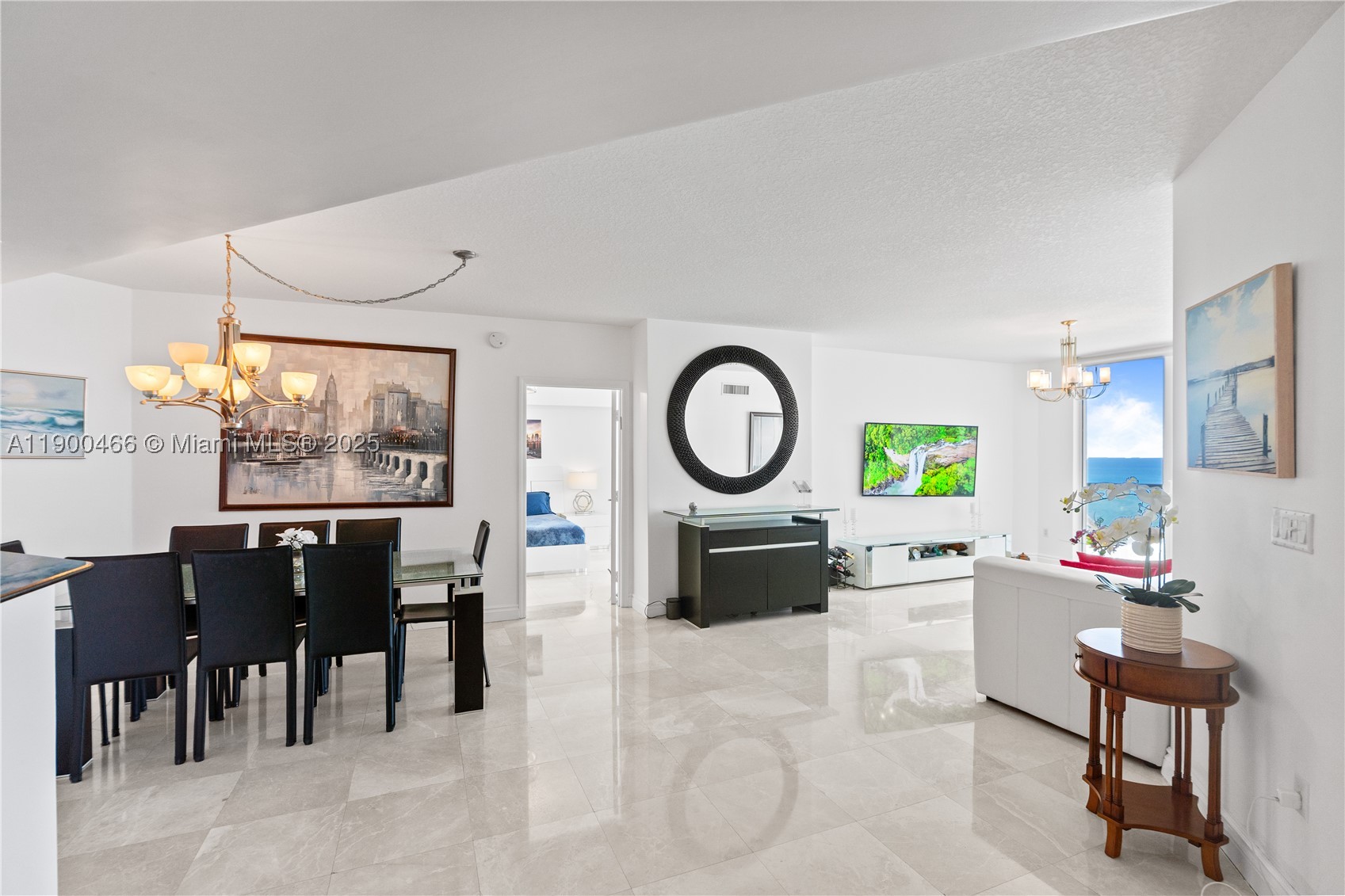LA PERLA CONDO - Residential