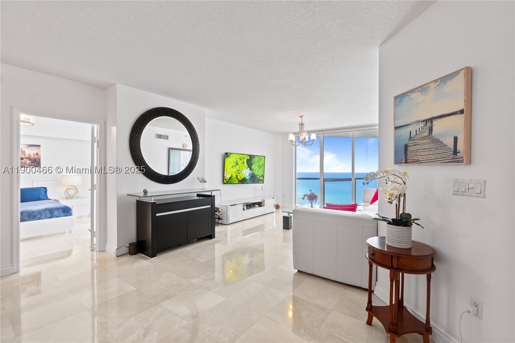 LA PERLA CONDO - Residential