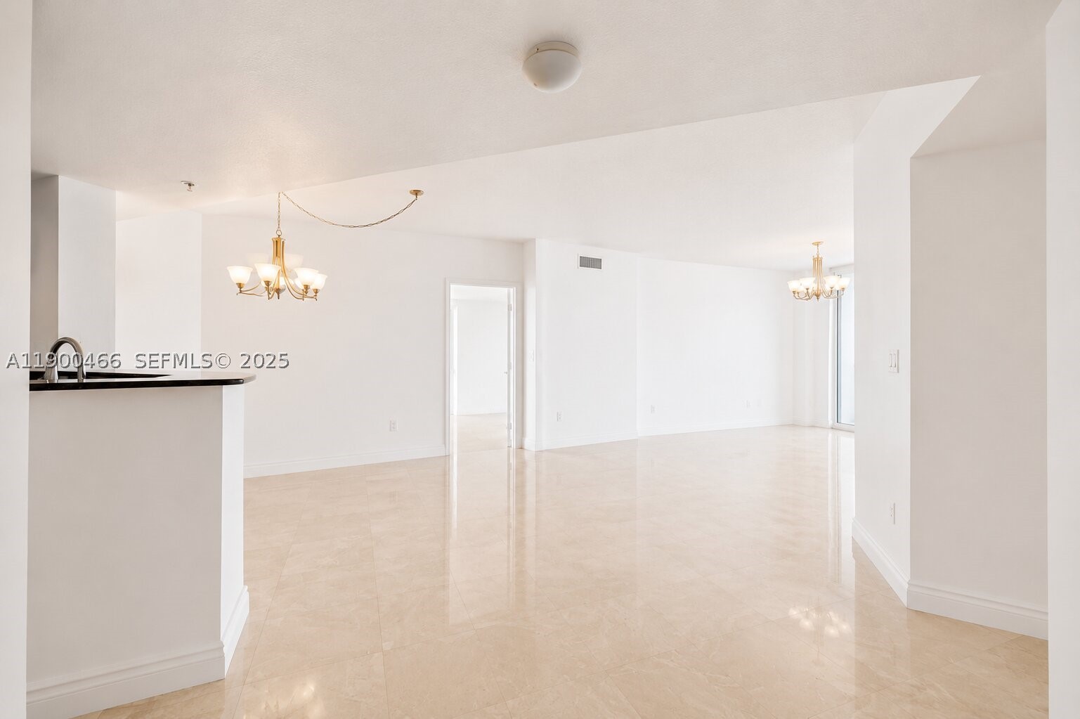 LA PERLA CONDO - Residential