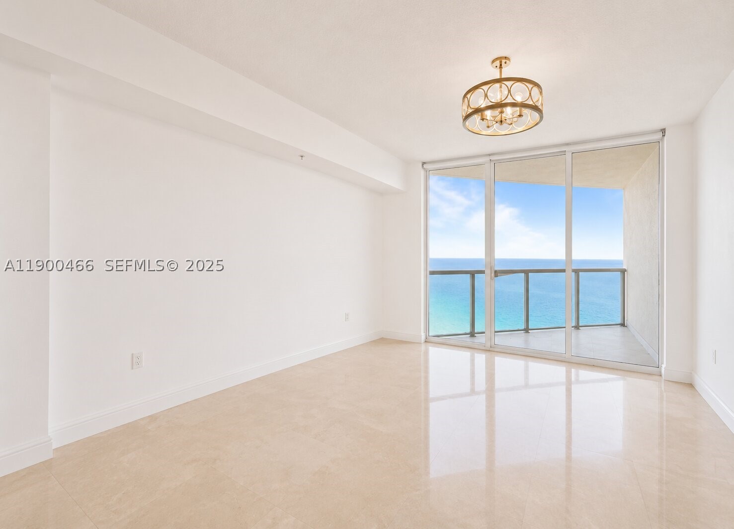 LA PERLA CONDO - Residential