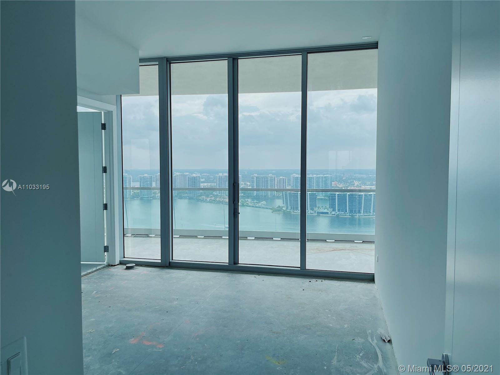 Turnberry Ocean Club - Residential
