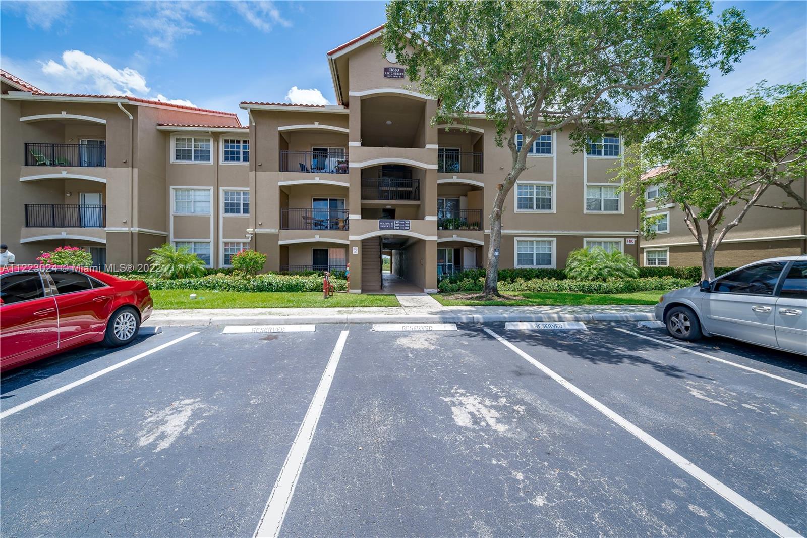 The MARQUESA is located in the heart of Pembroke Pines. It's an oasis of comfort in an urban landscape. From the resort-style pool, airy veranda, children’s playground, in-door racquetball court and clubhouse, movie theater, gated community, fully equipped gym, elegant clubhouse, BBQ/ Picnic area, assigned parking, and car wash facility. All features and amenities have been designed for a luxurious life. Beautiful 2/2 unit with split bedrooms, spacious and upgraded kitchen, and a large bright living area with vaulted ceiling. Close to I-75, shopping centers, restaurants, and &  A+ Schools. This community is close to Hollywood & Ft. Lauderdale beaches and more. Mall, shopping centers & restaurants. Requirements 650+ credit score. Easy to show!!!