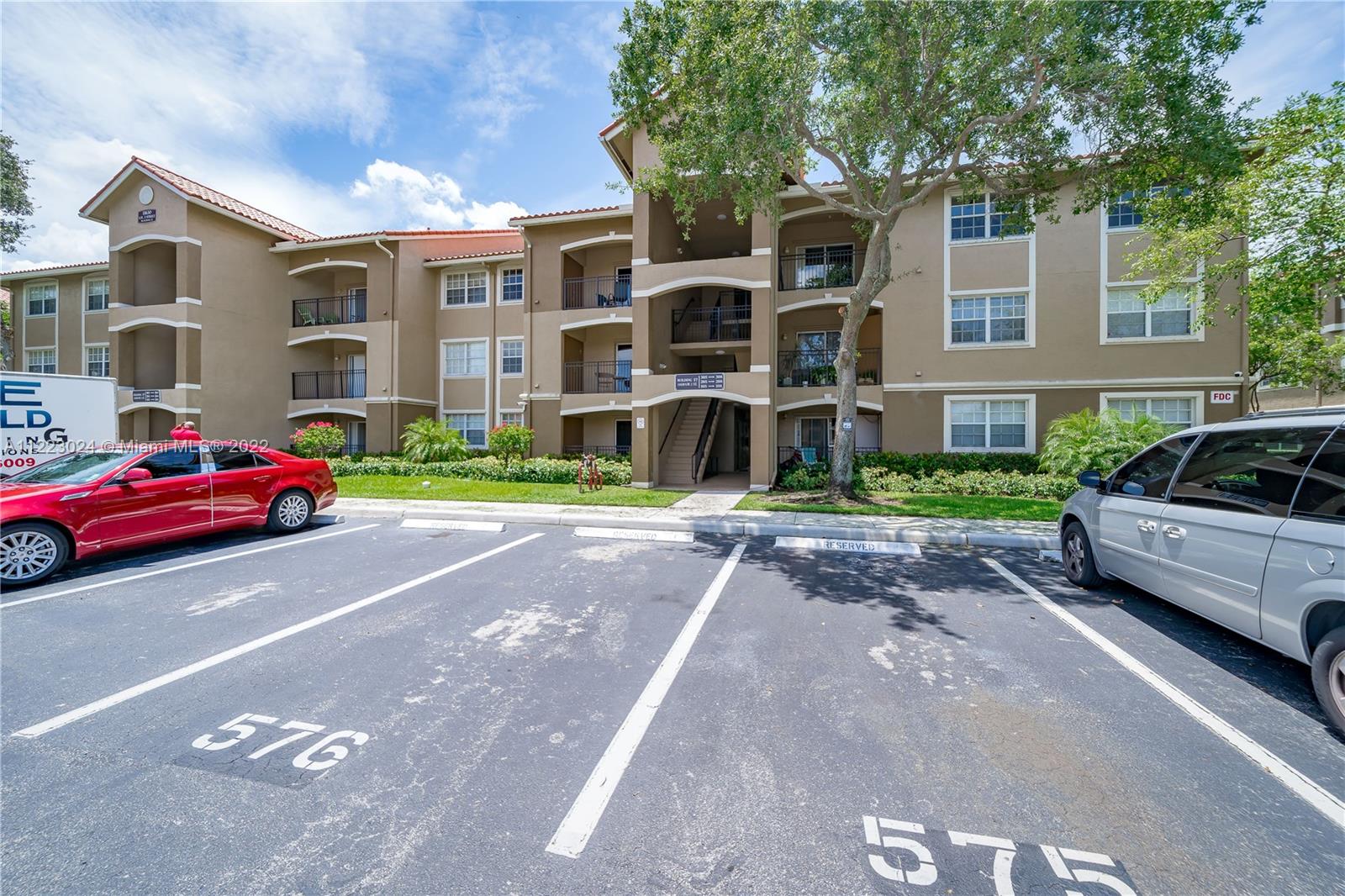 MARQUESA CONDO SUB ACCOUN - Residential Lease