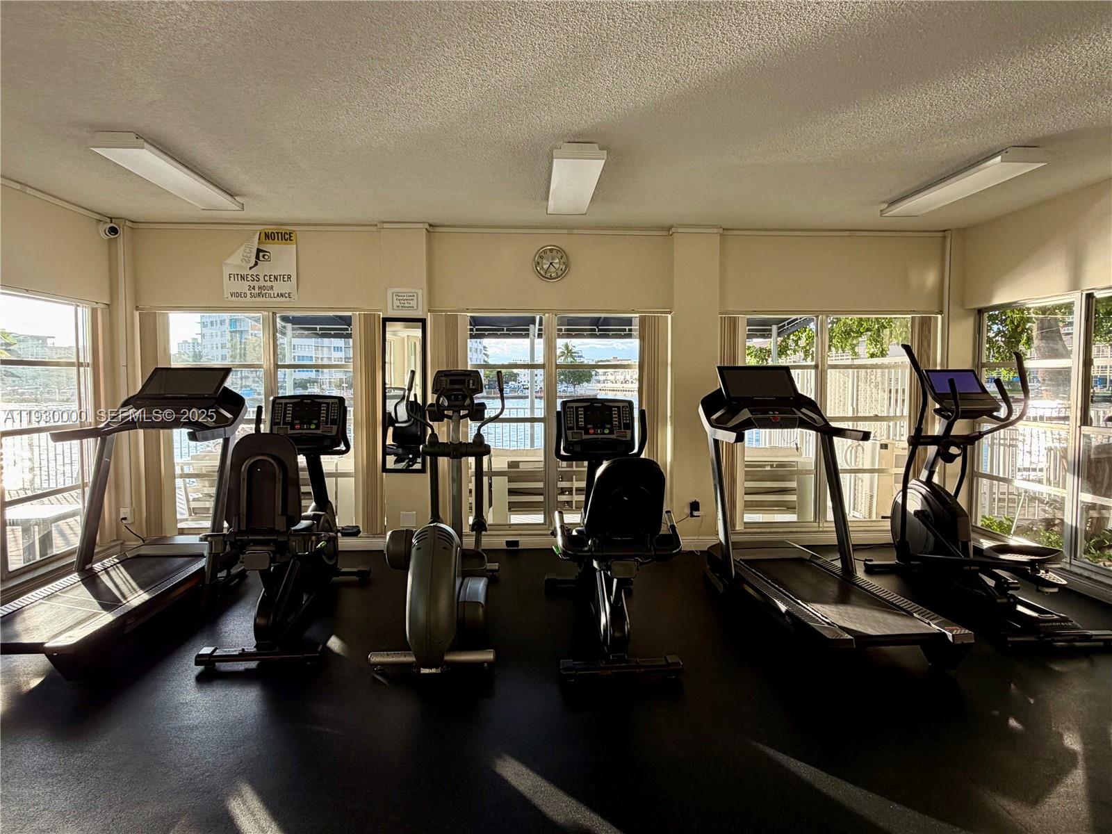PLAZA TOWERS NORTH CONDO - Residential Lease