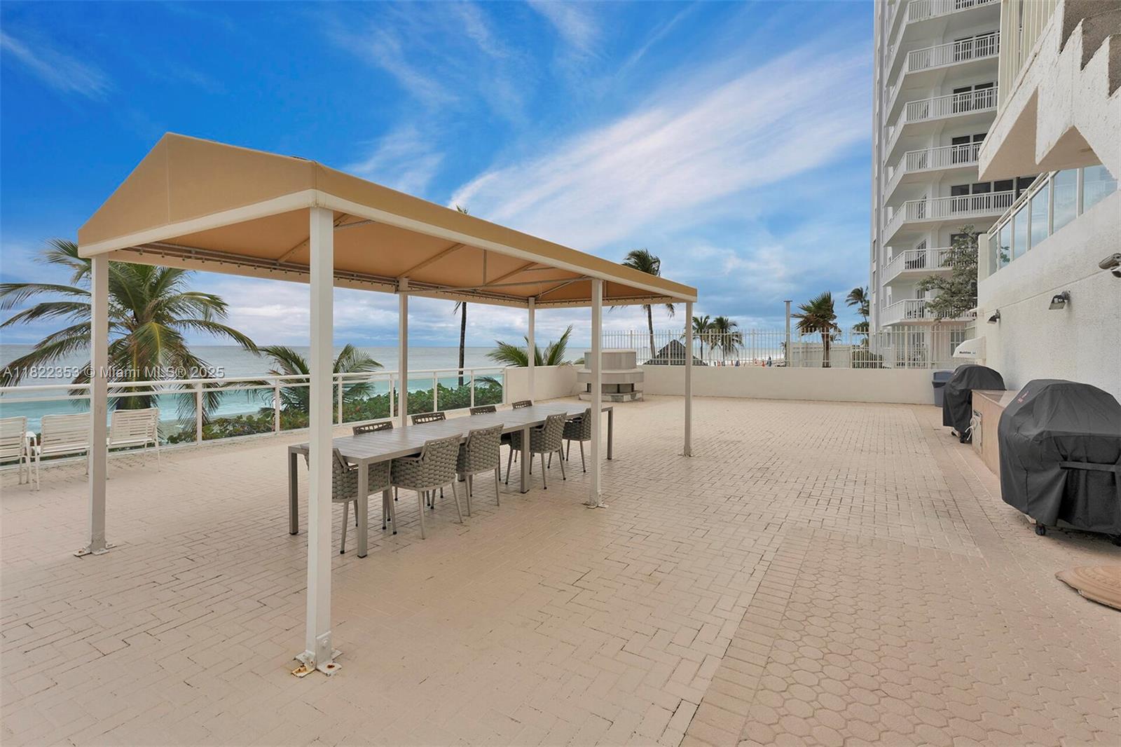 PLAYA DEL MAR CONDO - Residential