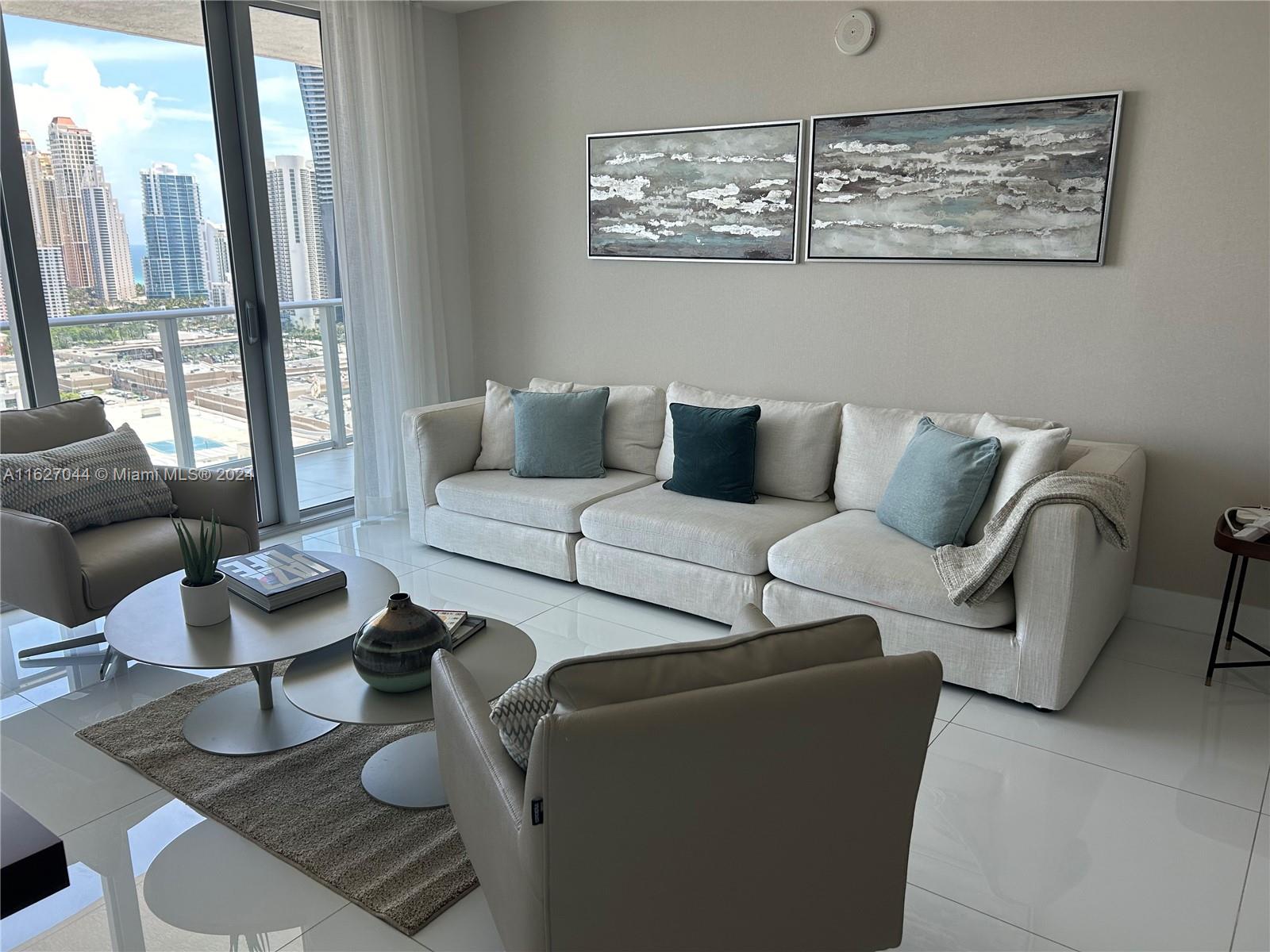PARQUE TOWERS CONDO - Residential Lease