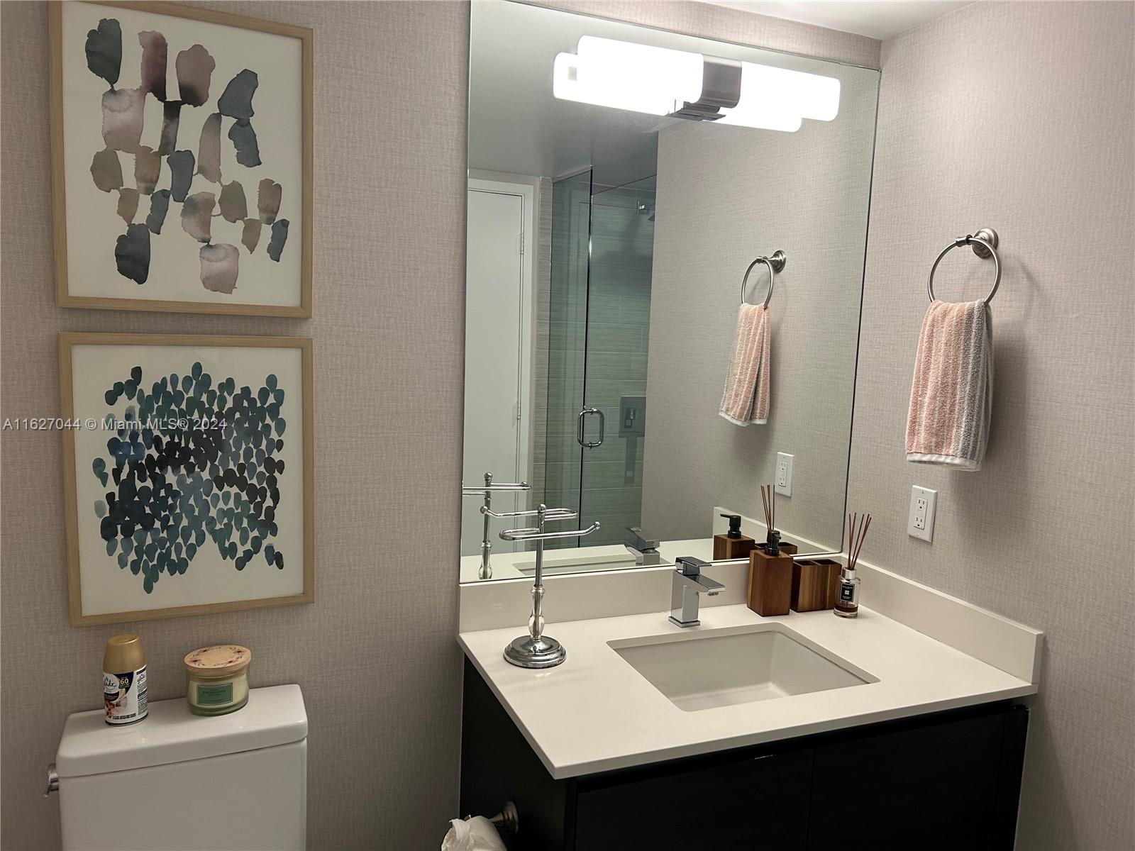 PARQUE TOWERS CONDO - Residential Lease