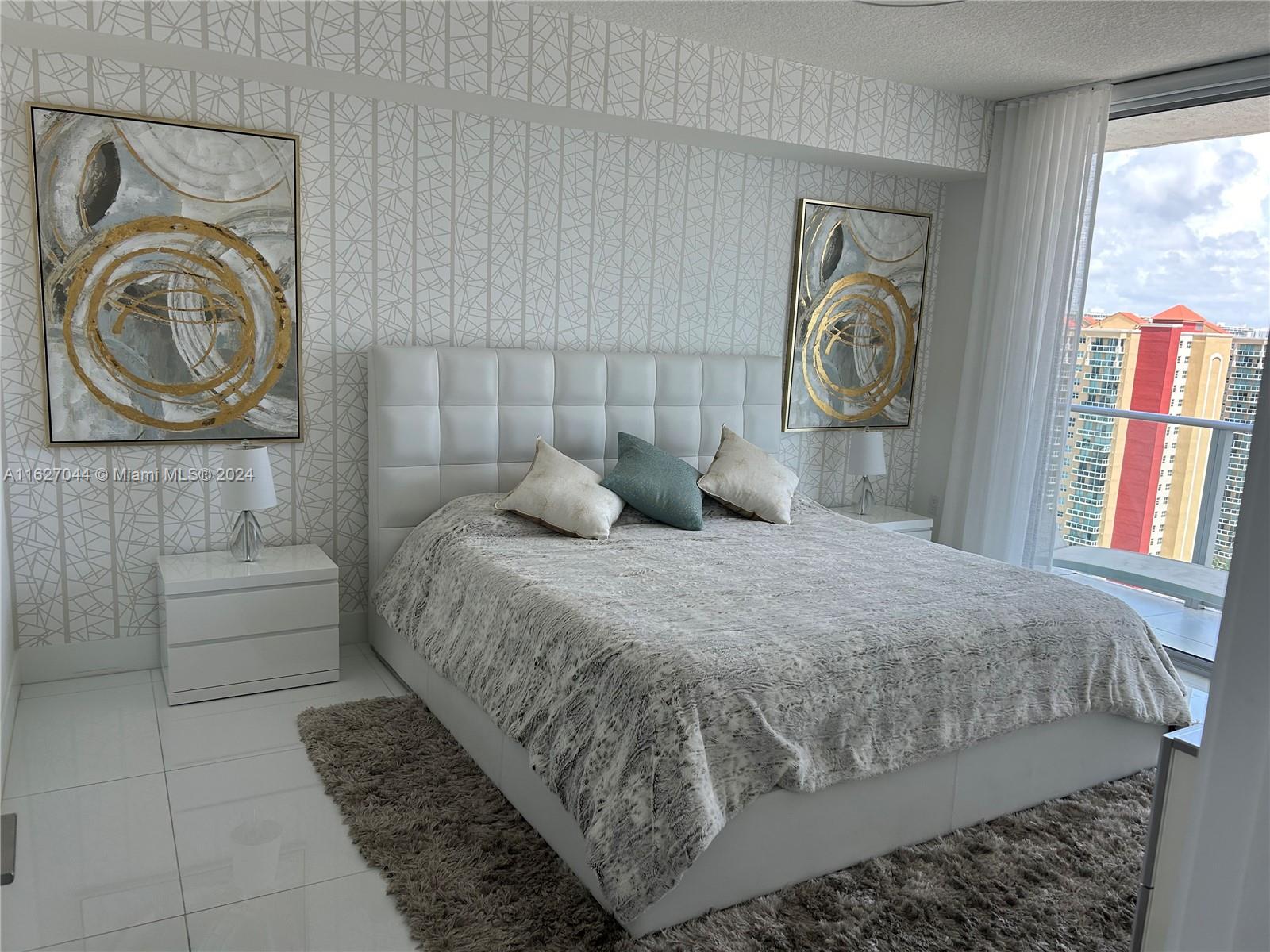 PARQUE TOWERS CONDO - Residential Lease