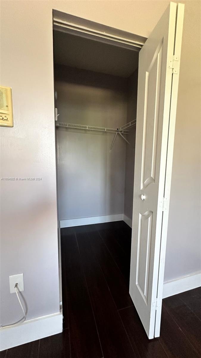 MILON VENTURE - Residential Lease