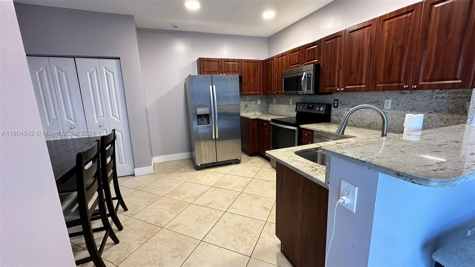 MILON VENTURE - Residential Lease