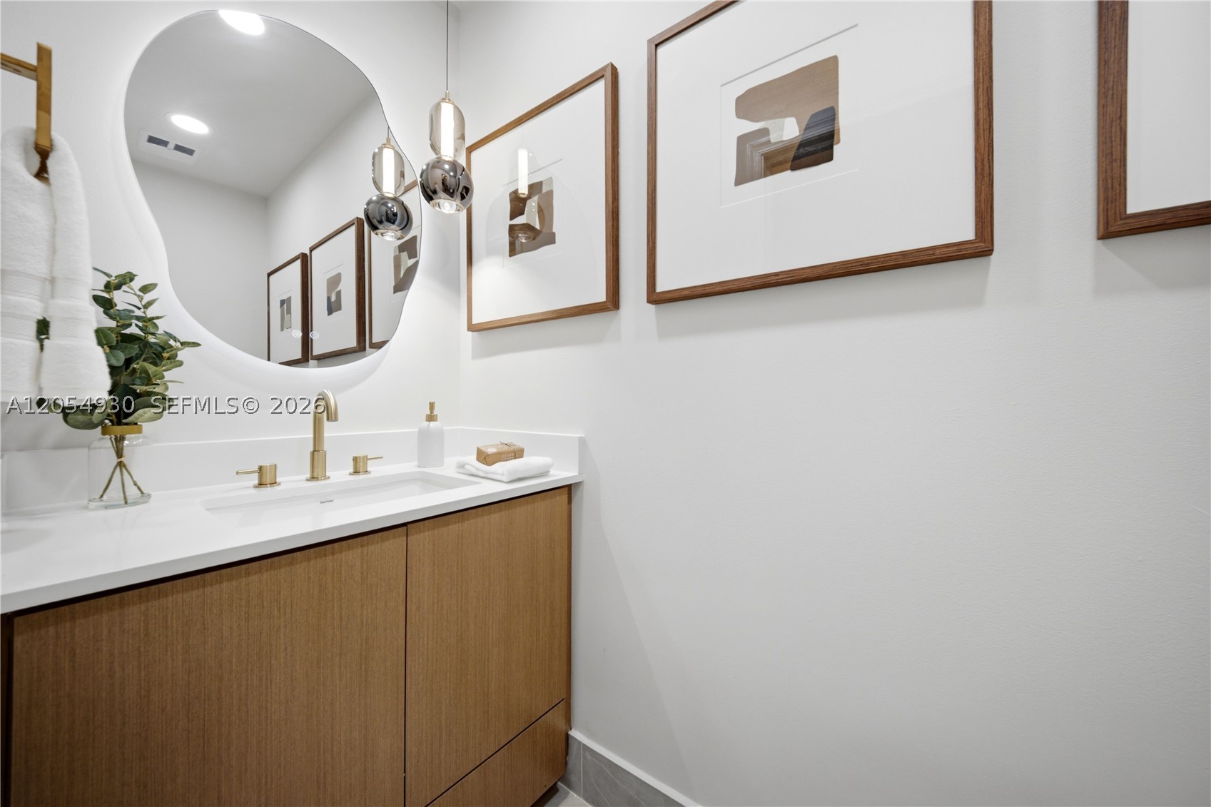 CYPRESS GLEN - Residential